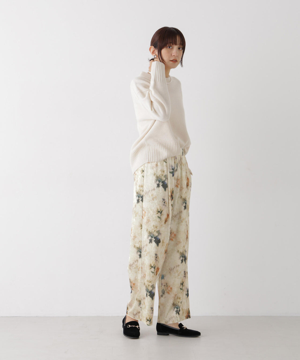 ベロアプリントパンツ 6696227313