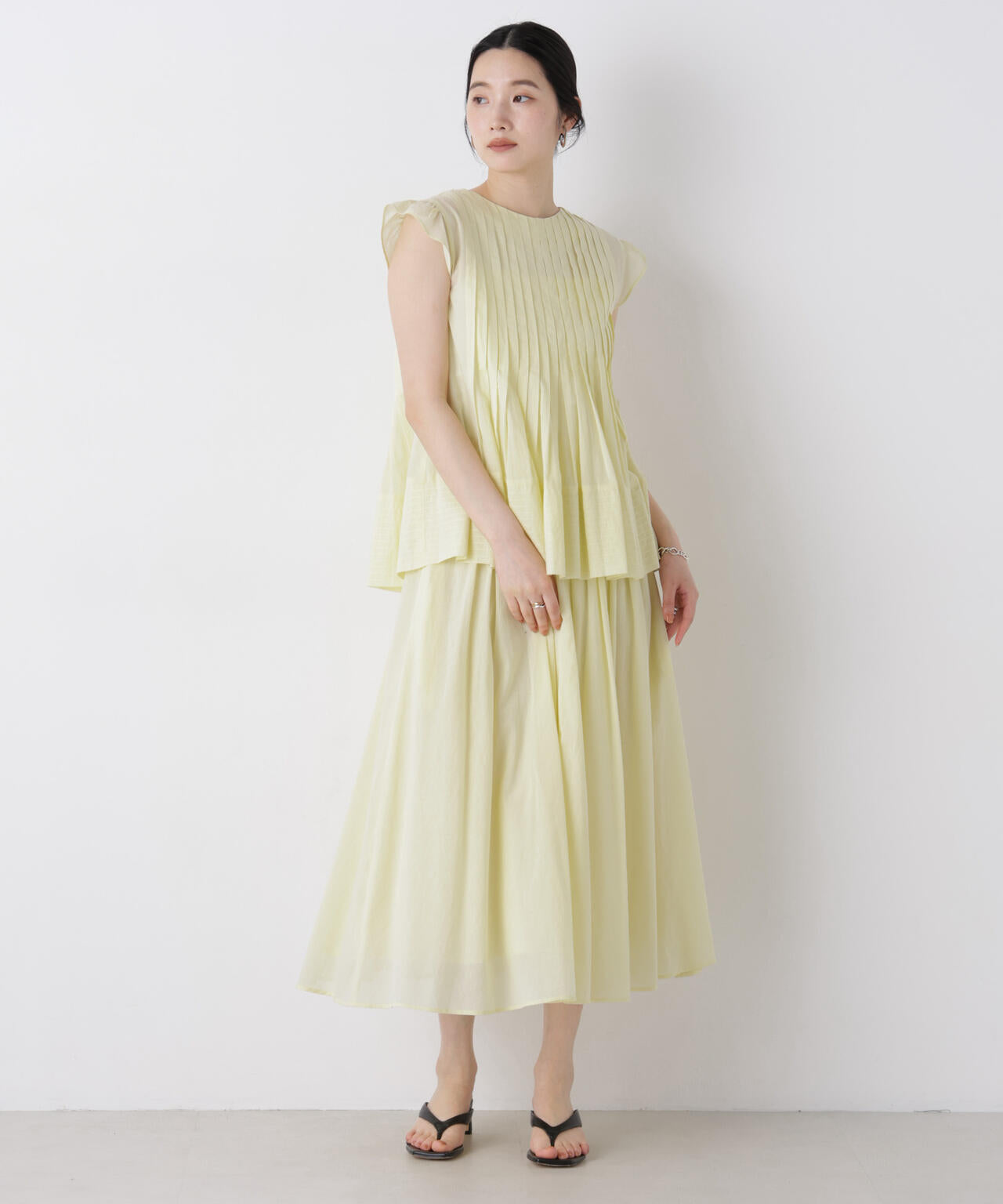 Acne studios lt yellowフレアスカート made in india タック フレア スカート ( セットアップ 可)