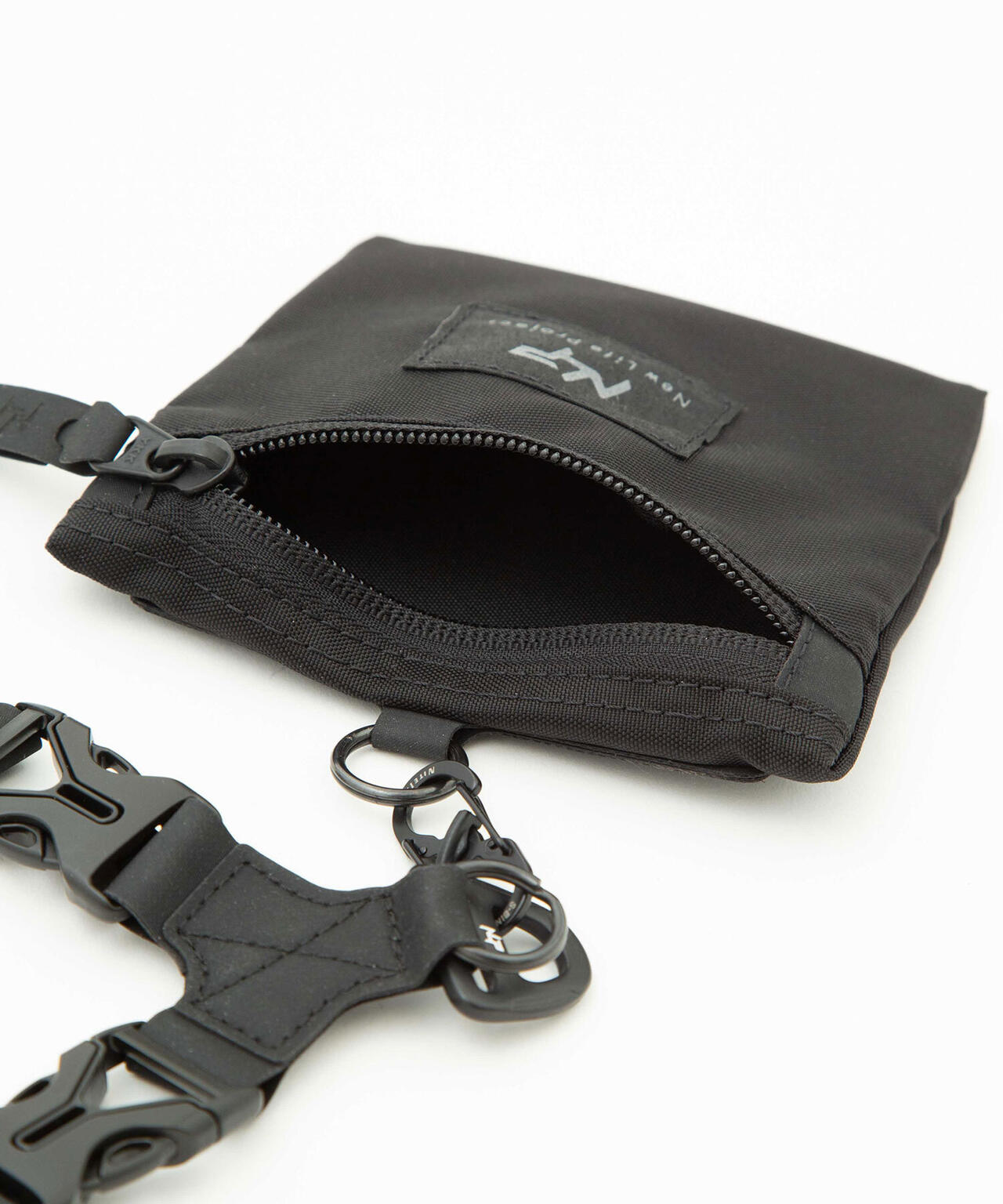 New life Project/別注MULTI STRAP WITH ZIP・ID
