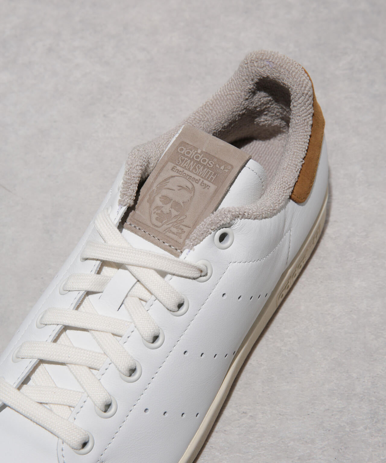 adidas/STAN SMITH