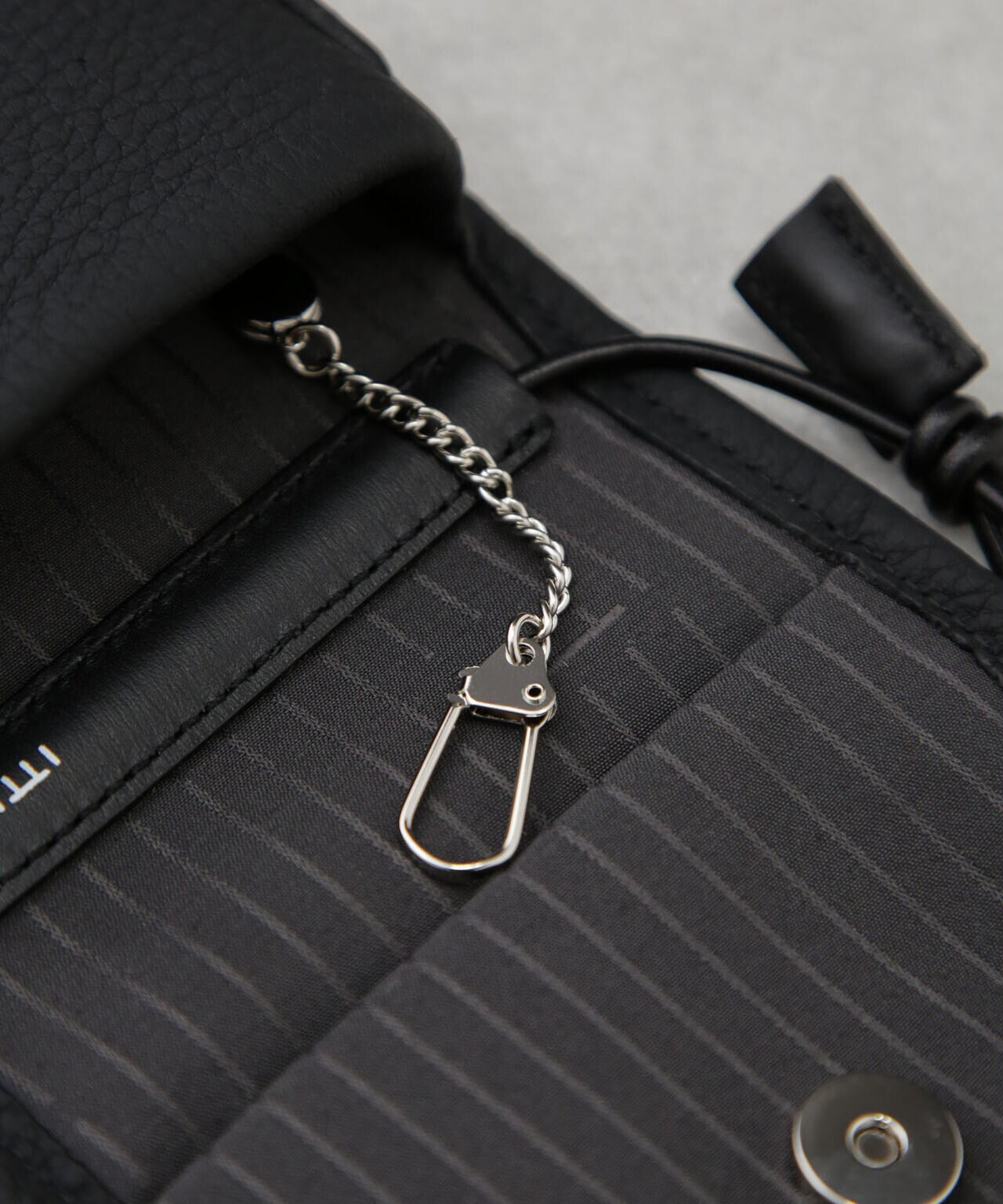 ITTI/MICHELLE ERRAND POUCH 6704132015