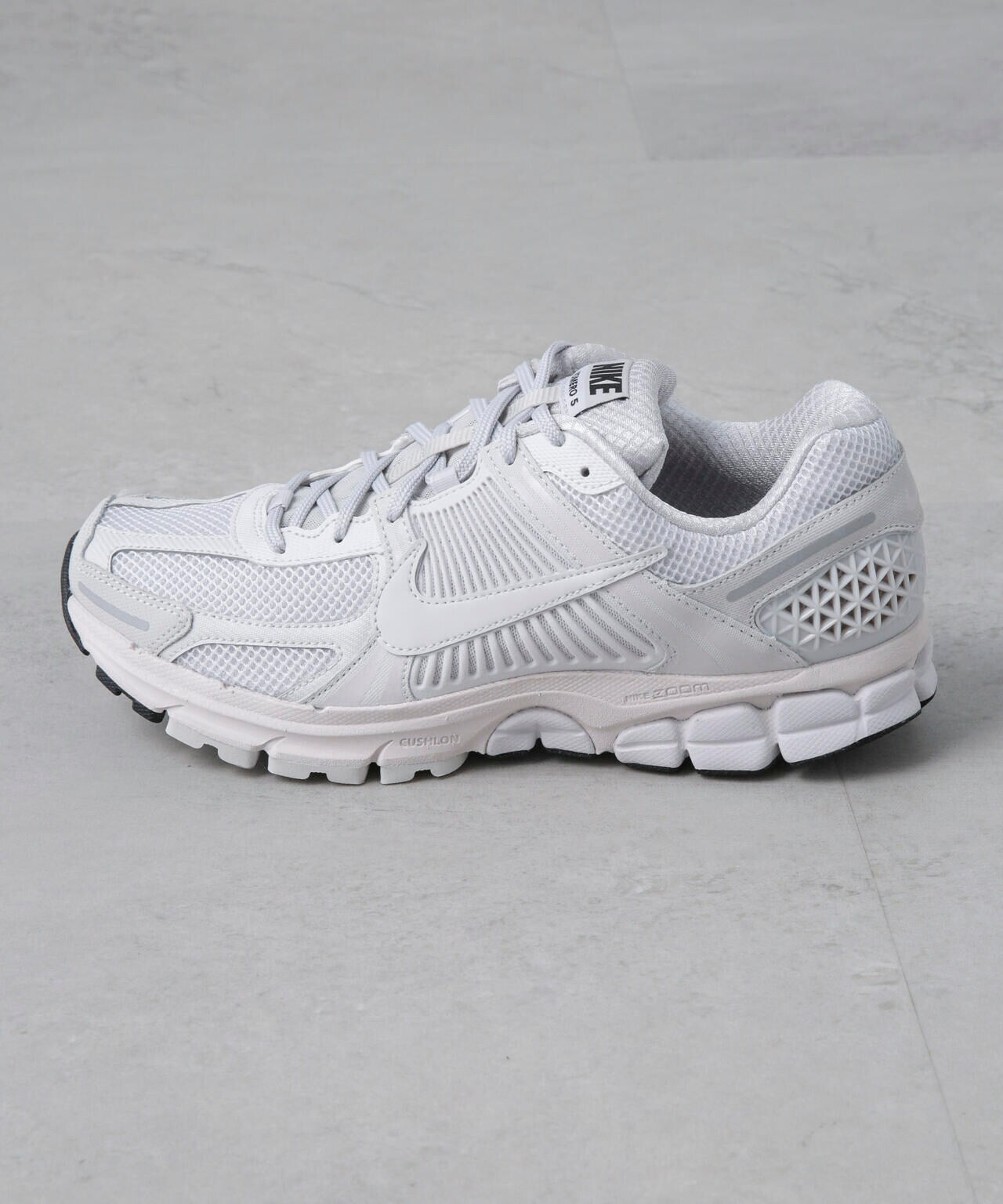 NIKE / ナイキ ズーム ボメロ 5
