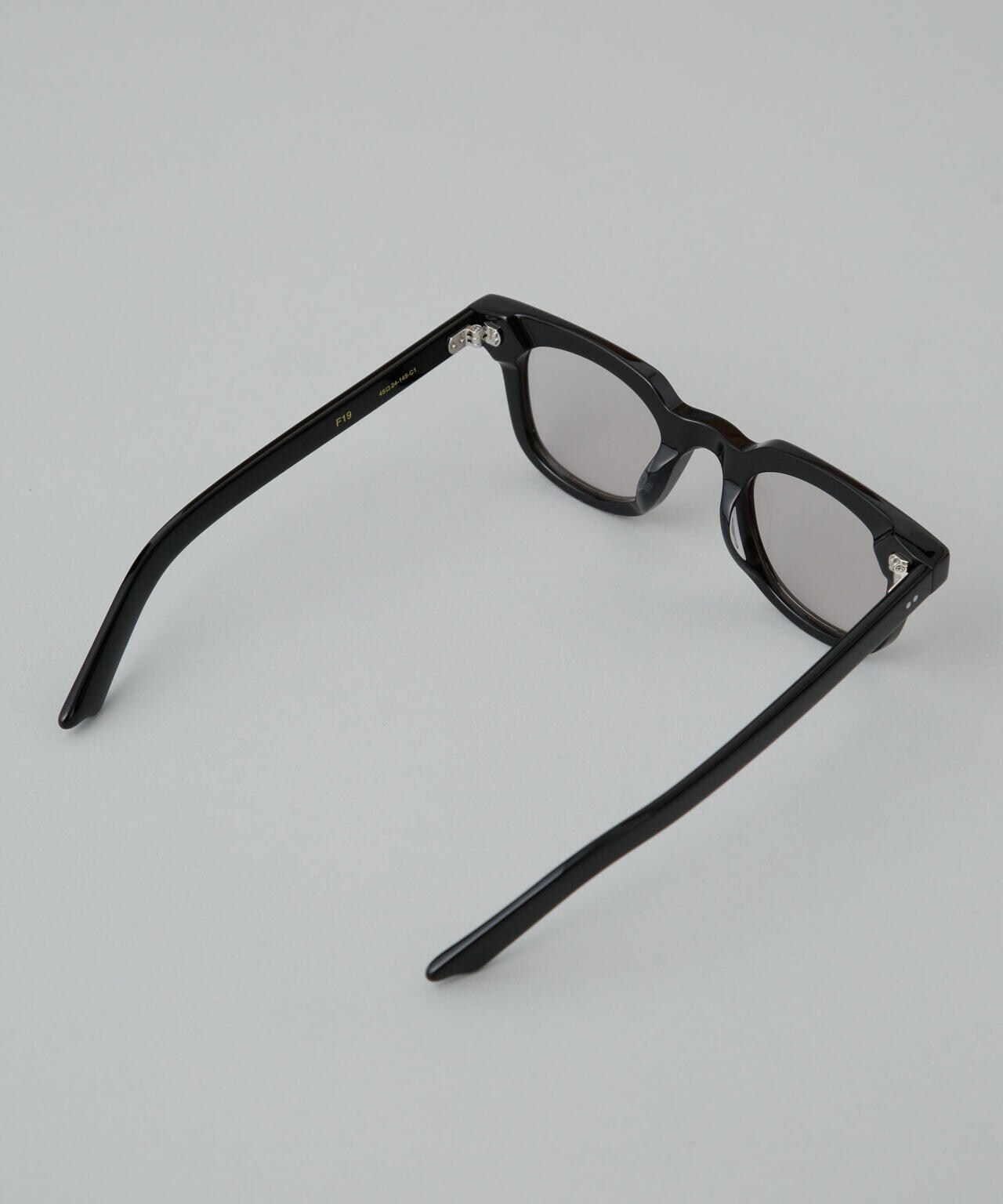 NEW.(Few.) / F19