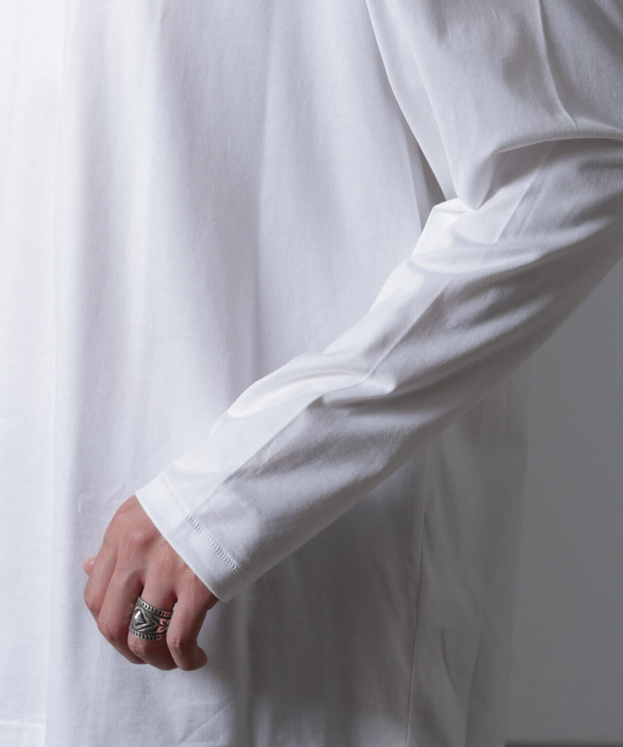 ATON/ SUVIN60/2 OVERSIZED L/S TEE 6704223049
