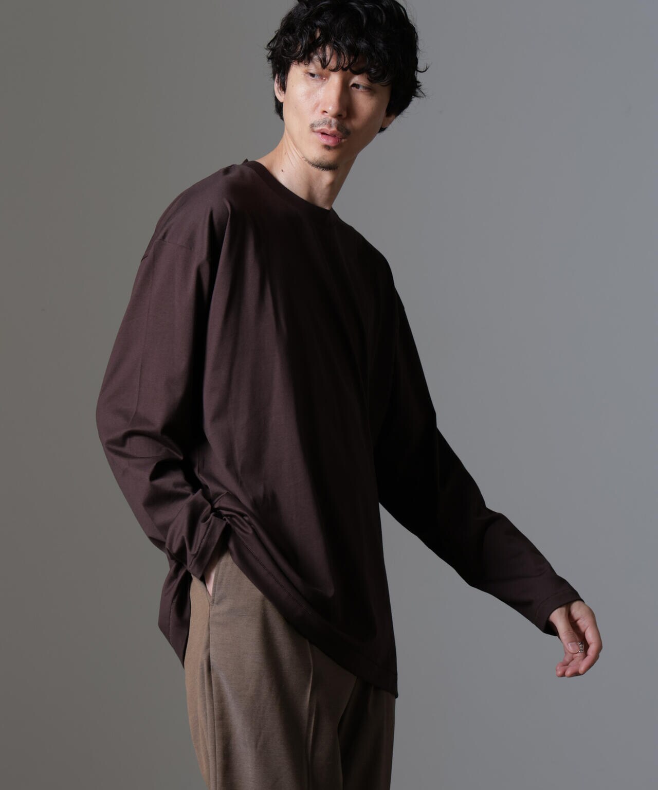 ATON/ SUVIN60/2 OVERSIZED L/S TEE 6704223049