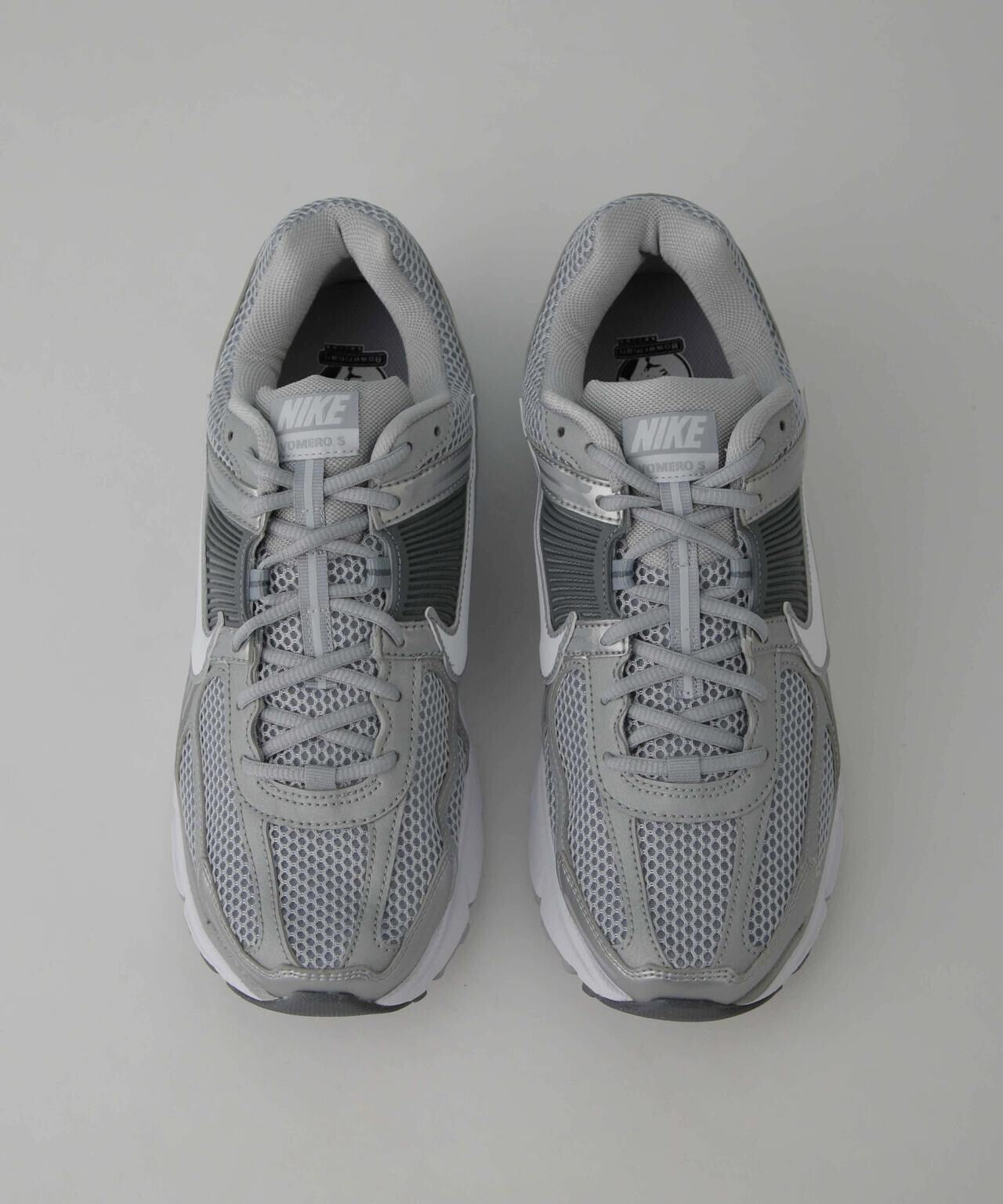 NIKE ZOOM VOMERO 5 / ナイキ ズーム ボメロ 5 【SP
