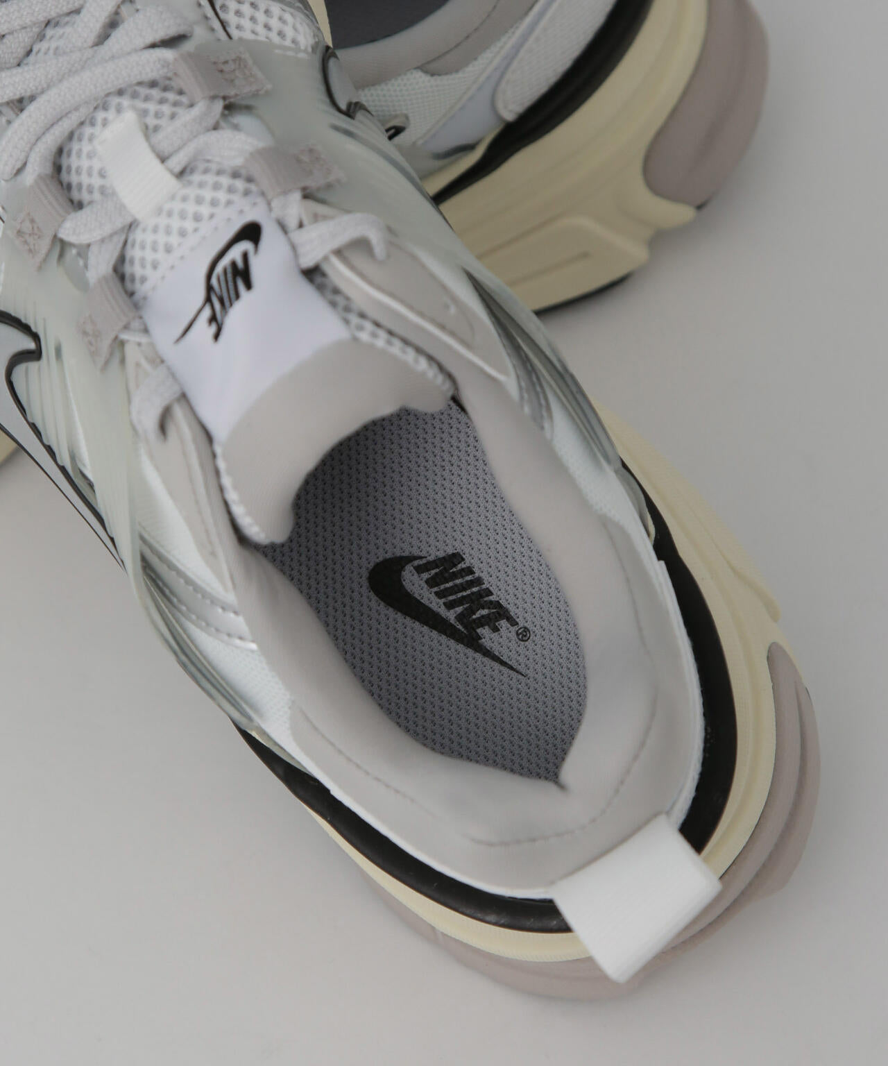 NIKE/ナイキ V2K ラン 6704234148