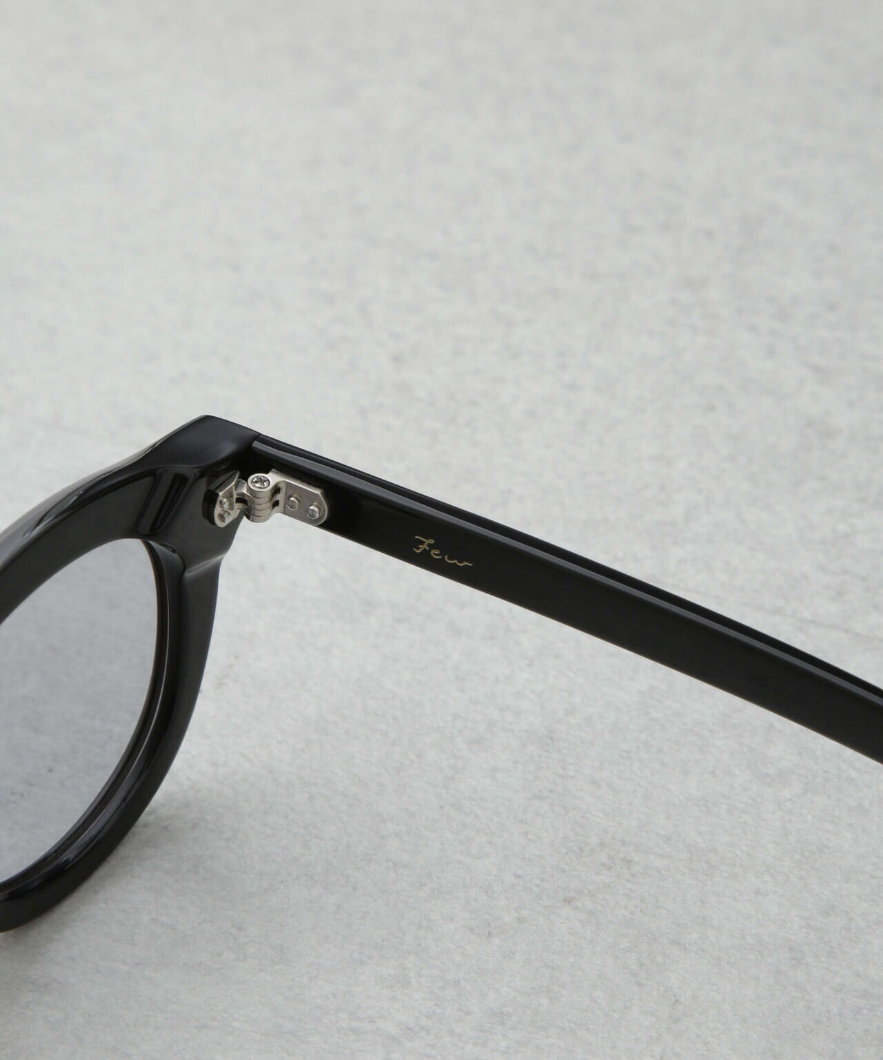 NEW.(Few.)/F24 6704240008