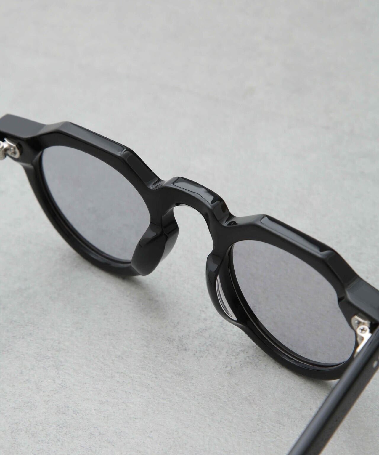 NEW.(Few.)/F5 6704240010