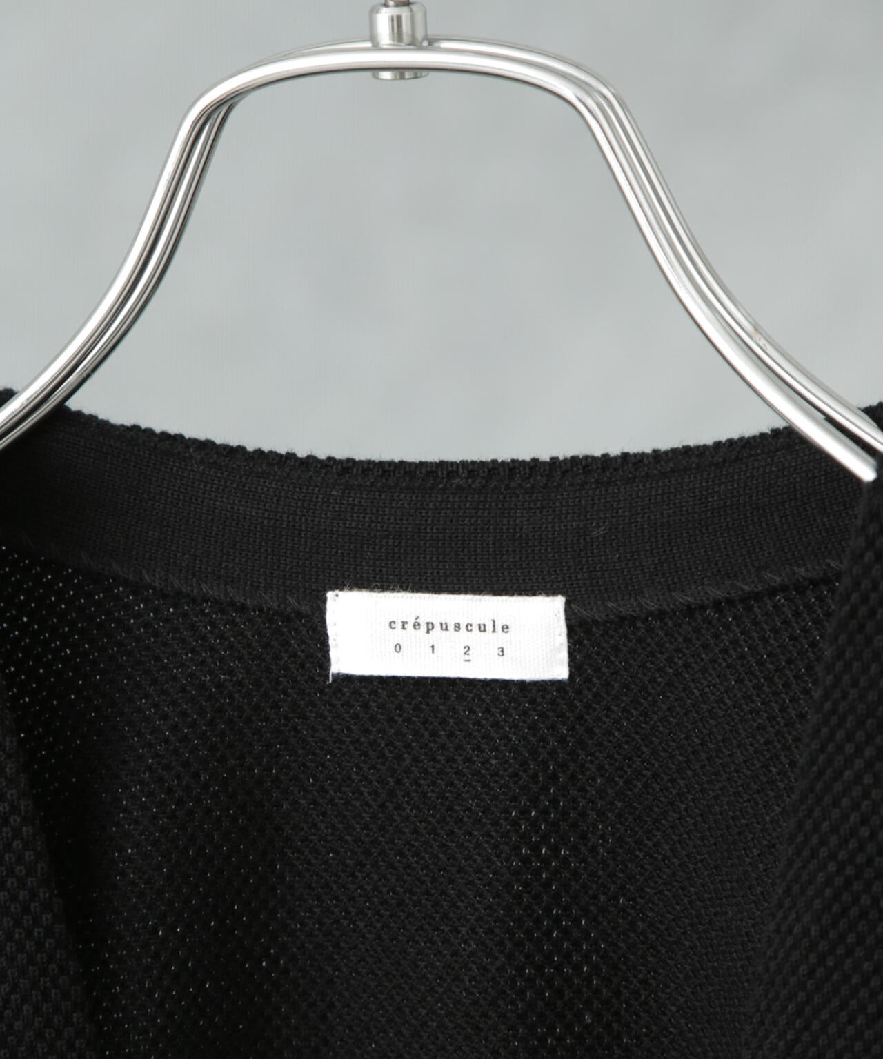 crepuscule / 別注 S/S V NECK ZIP CARDIGAN