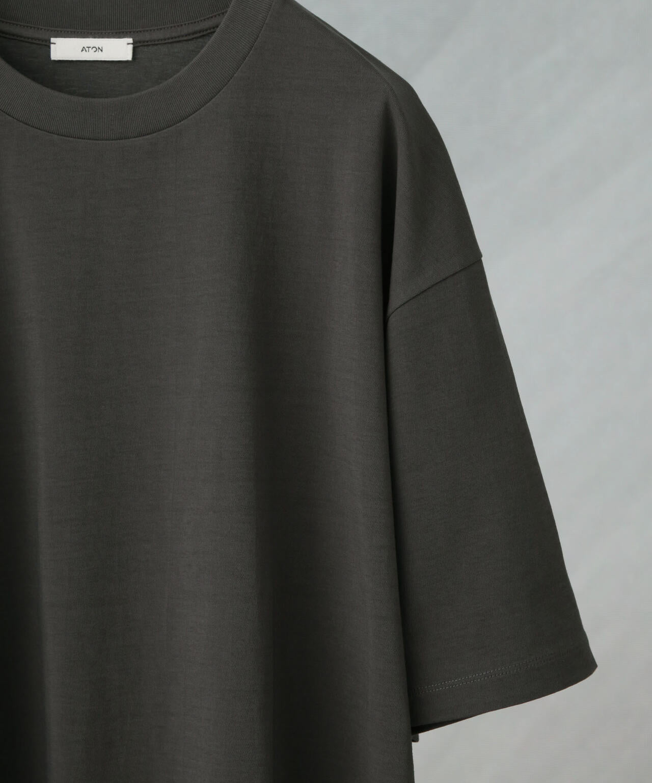 ATON/FRESCA PLATE LOOSE FIT T-SHIRT