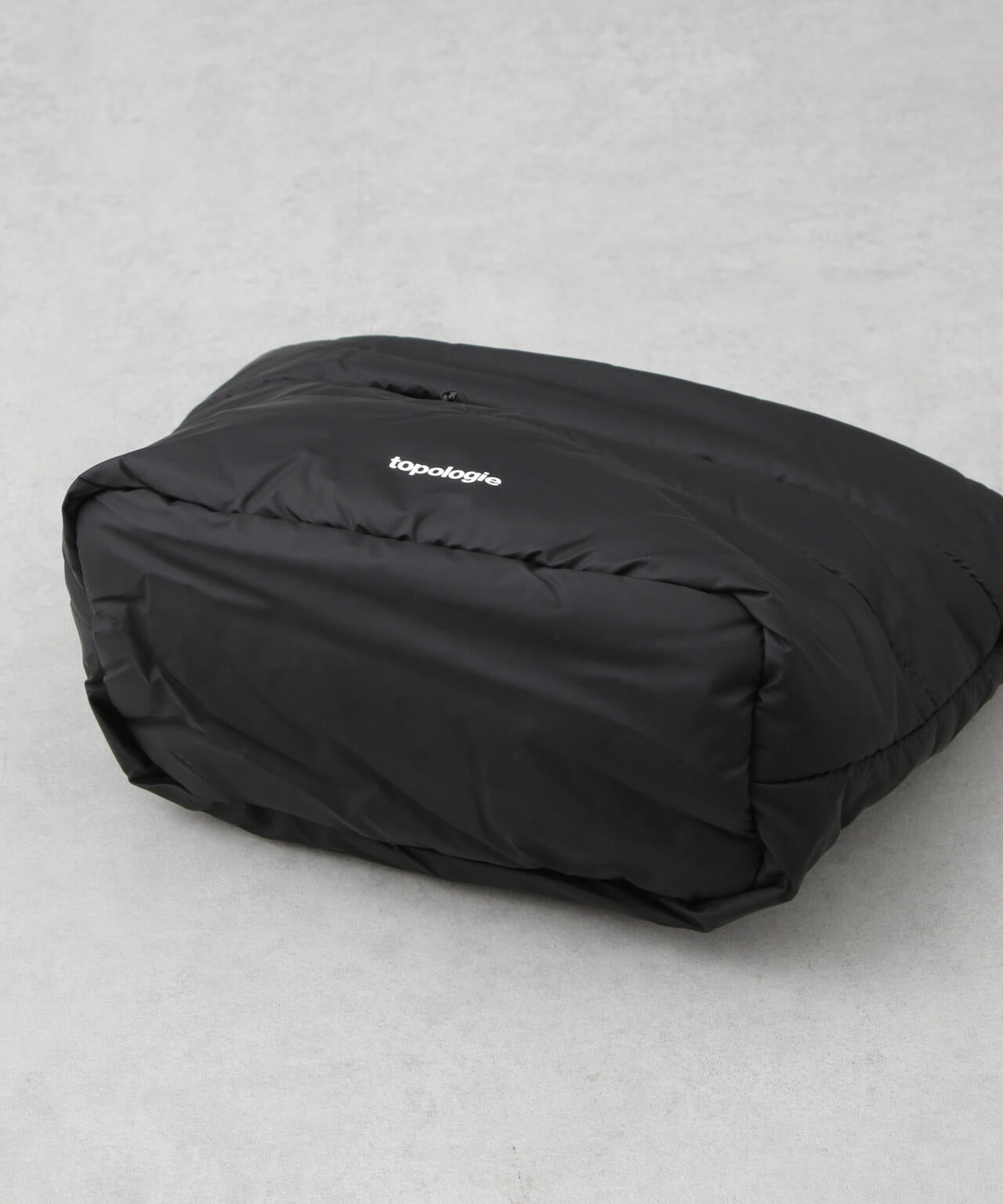 Topologie Besace(MOSS)ストラップ付き （Besace べサス / Black