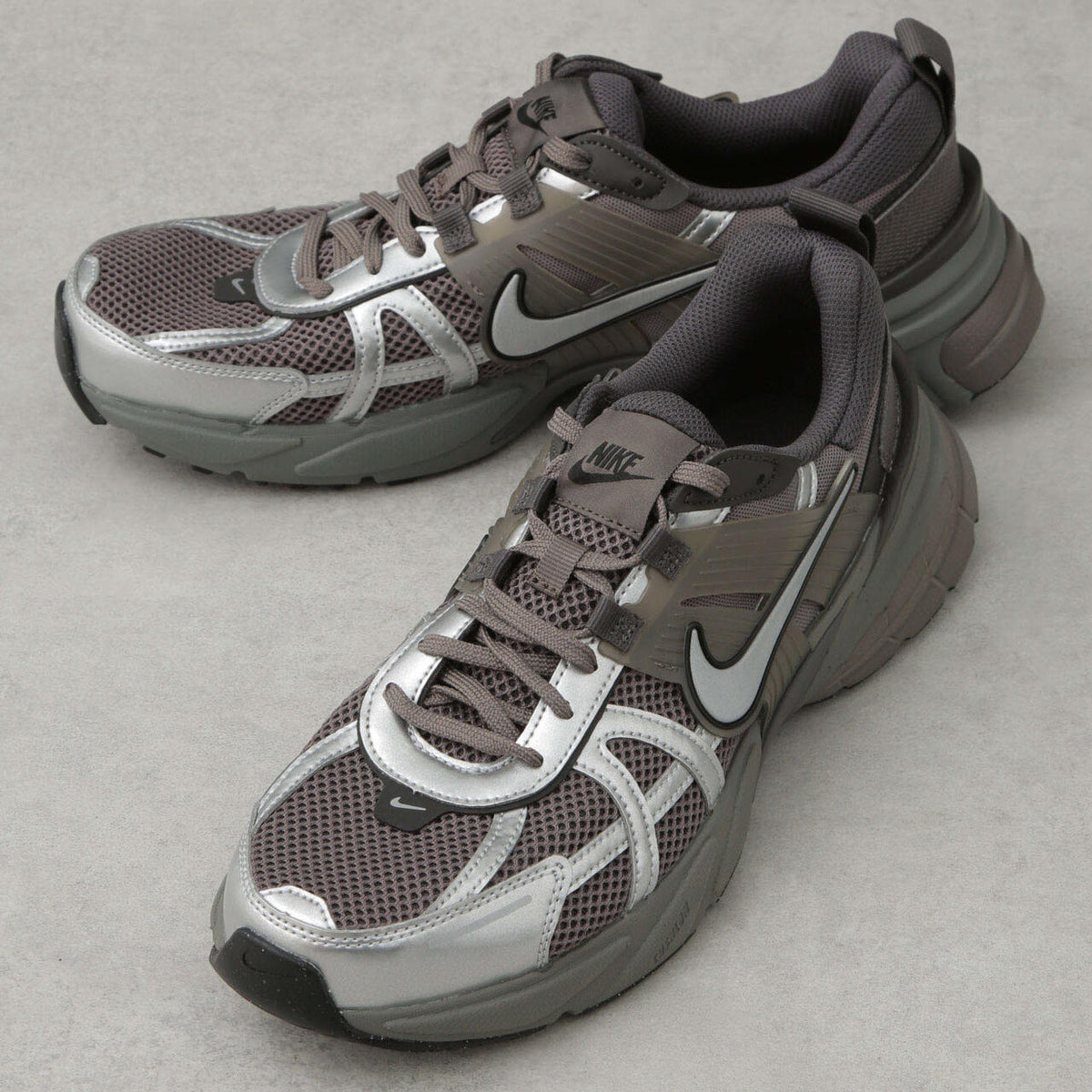 NIKE/NIKE V2K RUN