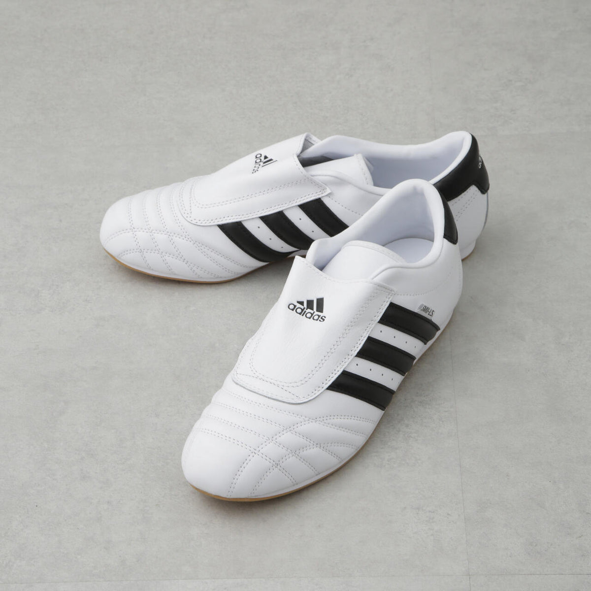 adidas TAEKWONDO W FTWWHT/CBLACK/GUM3 （アディダス