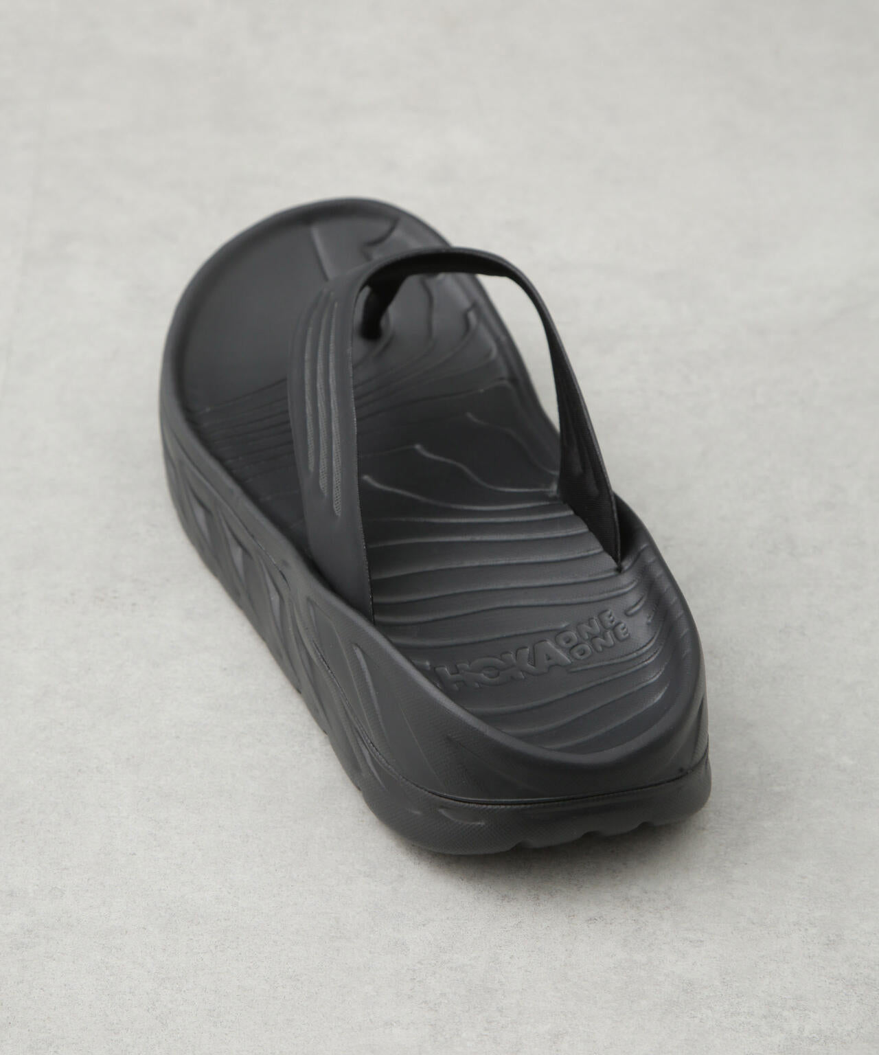 HOKA / M ORA RECOVERY FLIP