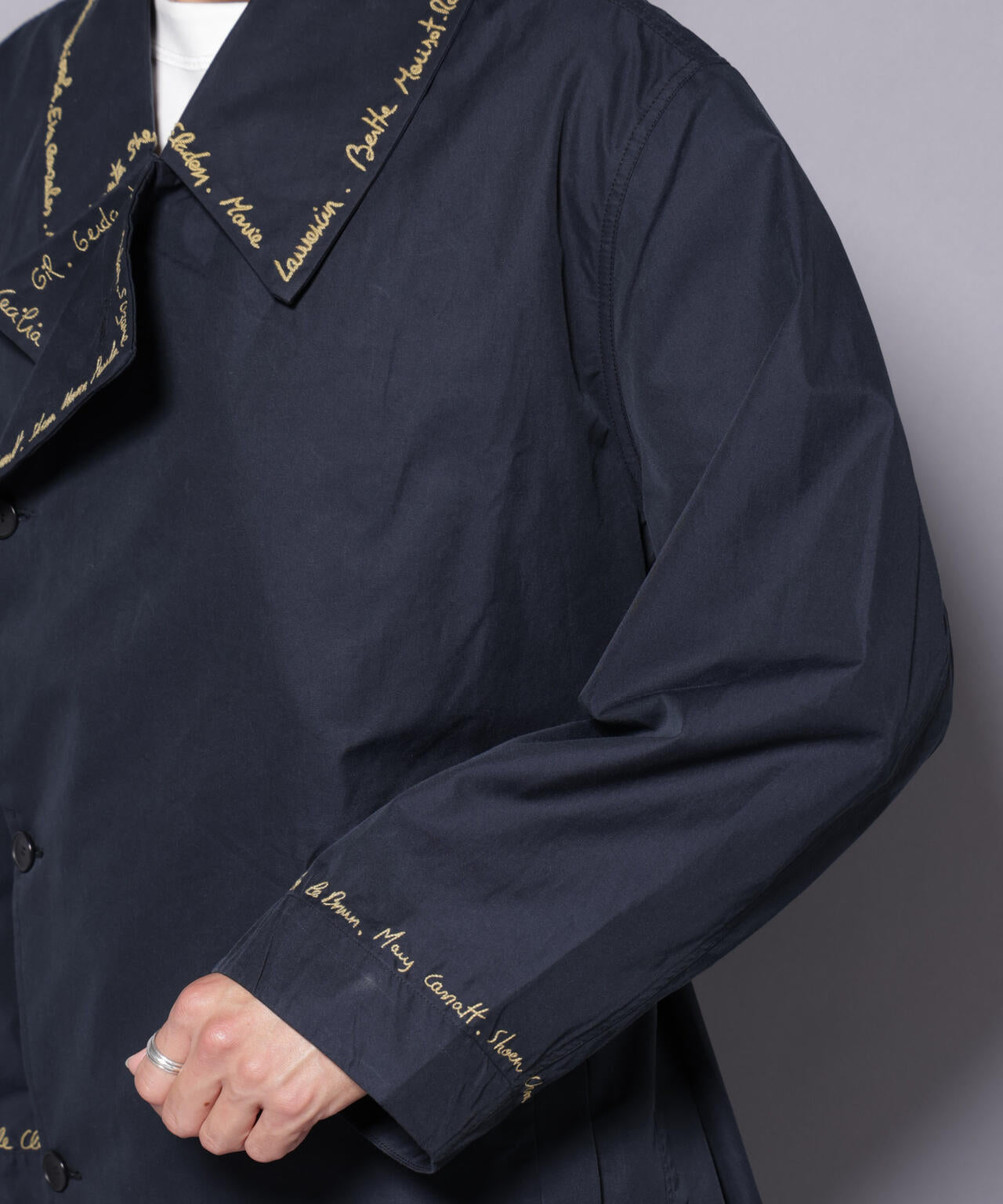 mii/CONTRASTED HAND EMBROIDERED CT 6705211046