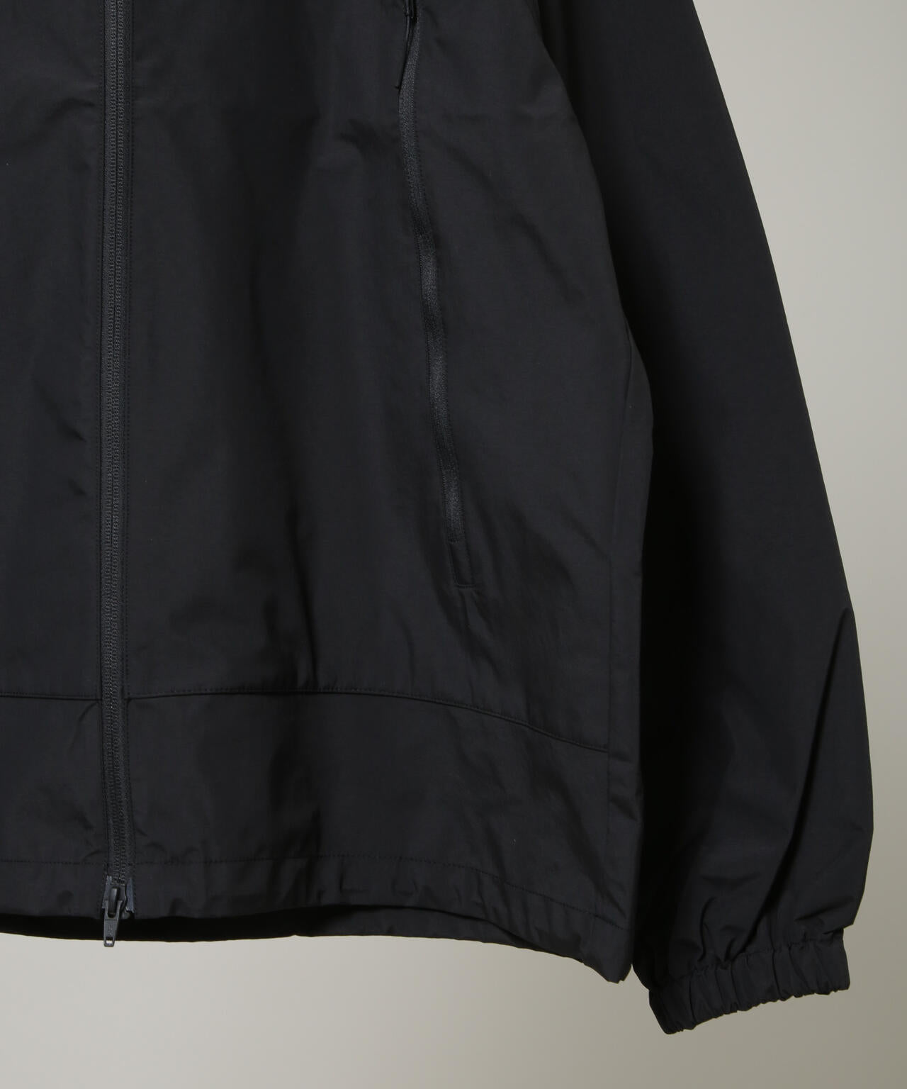 es.1 / Nylon Jacket