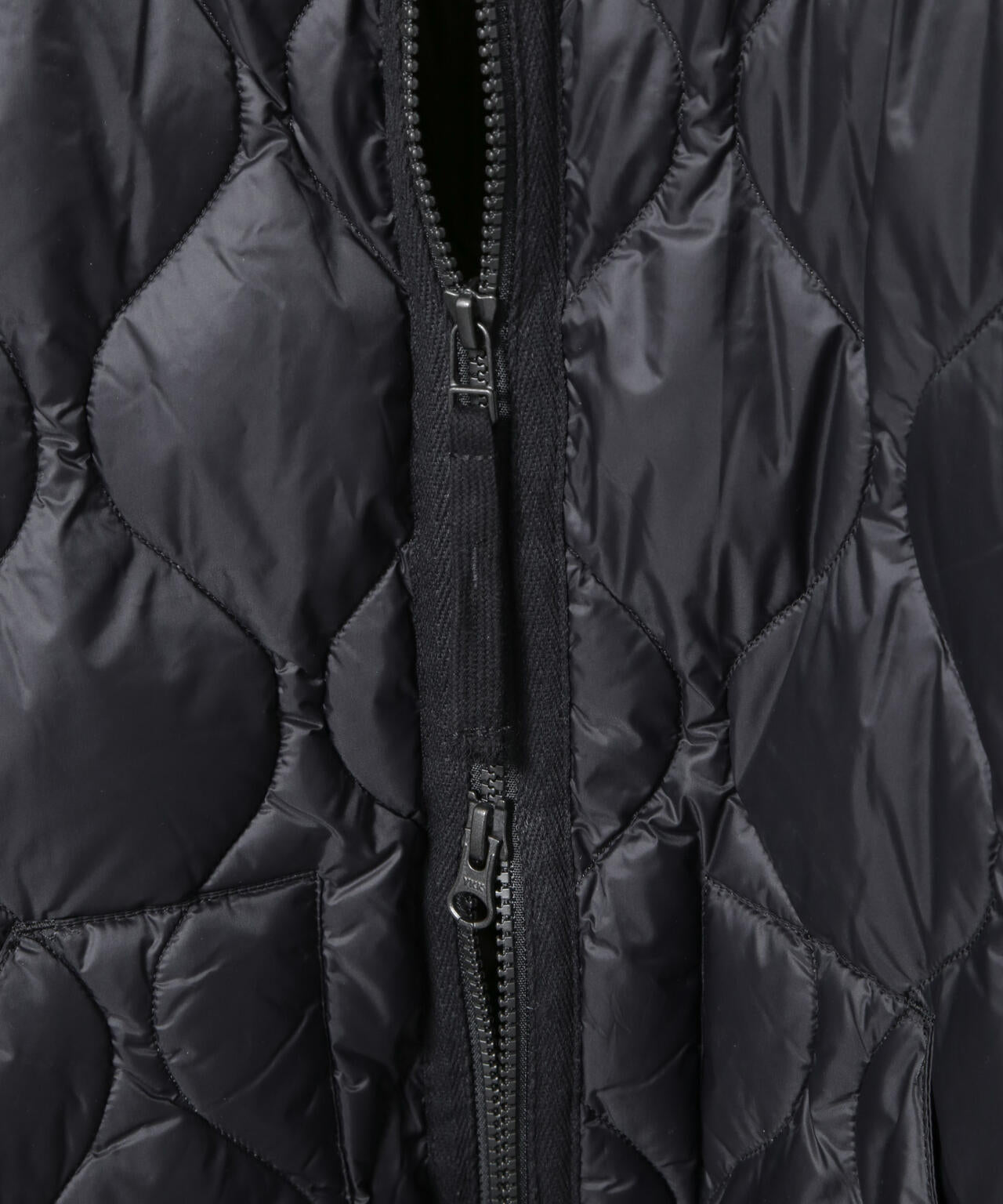 TAION/MILITARY W-ZIP V NECK DOWN JKT 6705214035