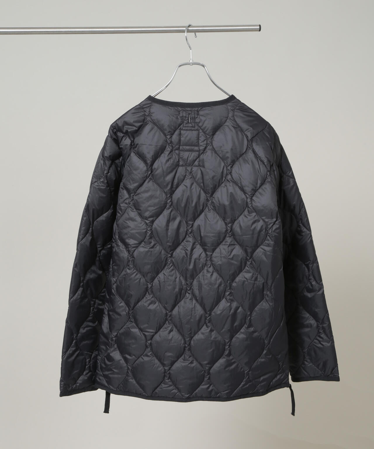 ☆うにゃ‼️新品未使用☆タイオン☆MILITARY DOWN CAPE☆黒☆ TAION（タイオン） ダウンジャケット ダウン 「TAION / タイオン