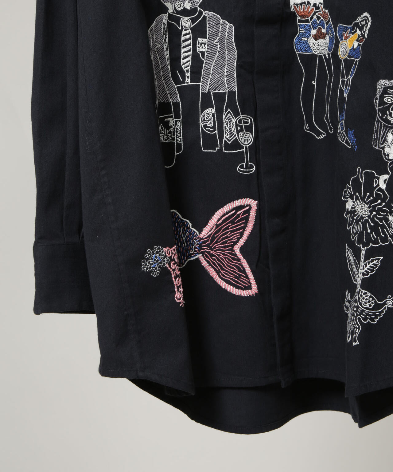 mii / PACED HAND EMBROIDERED SHIRT