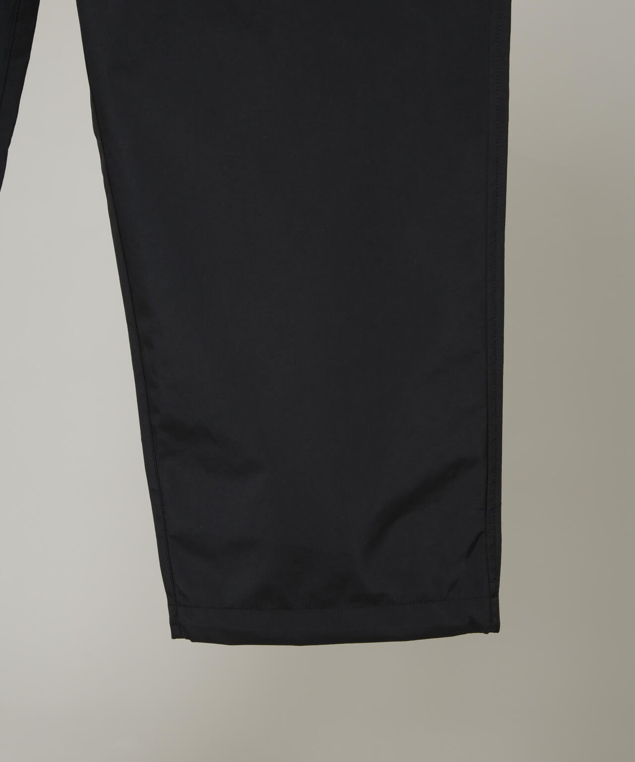 es.1 / Nylon Pants