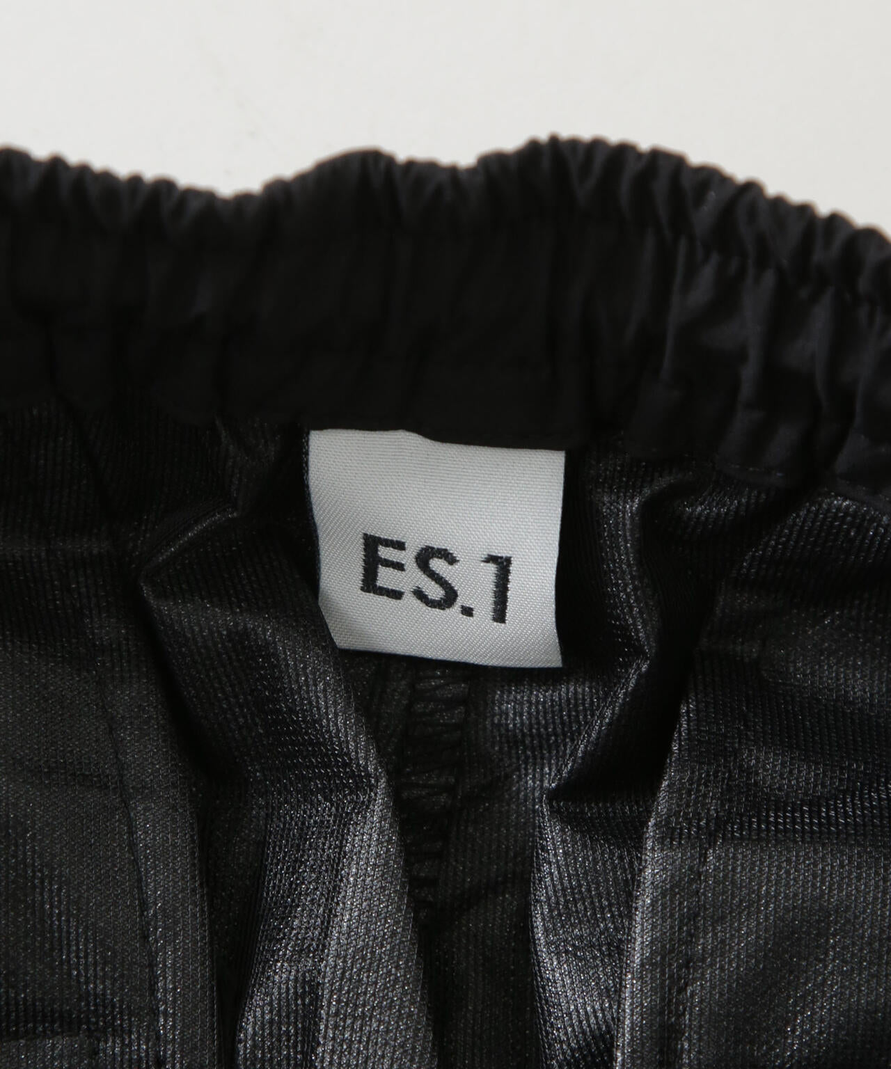 es.1 / Nylon Pants