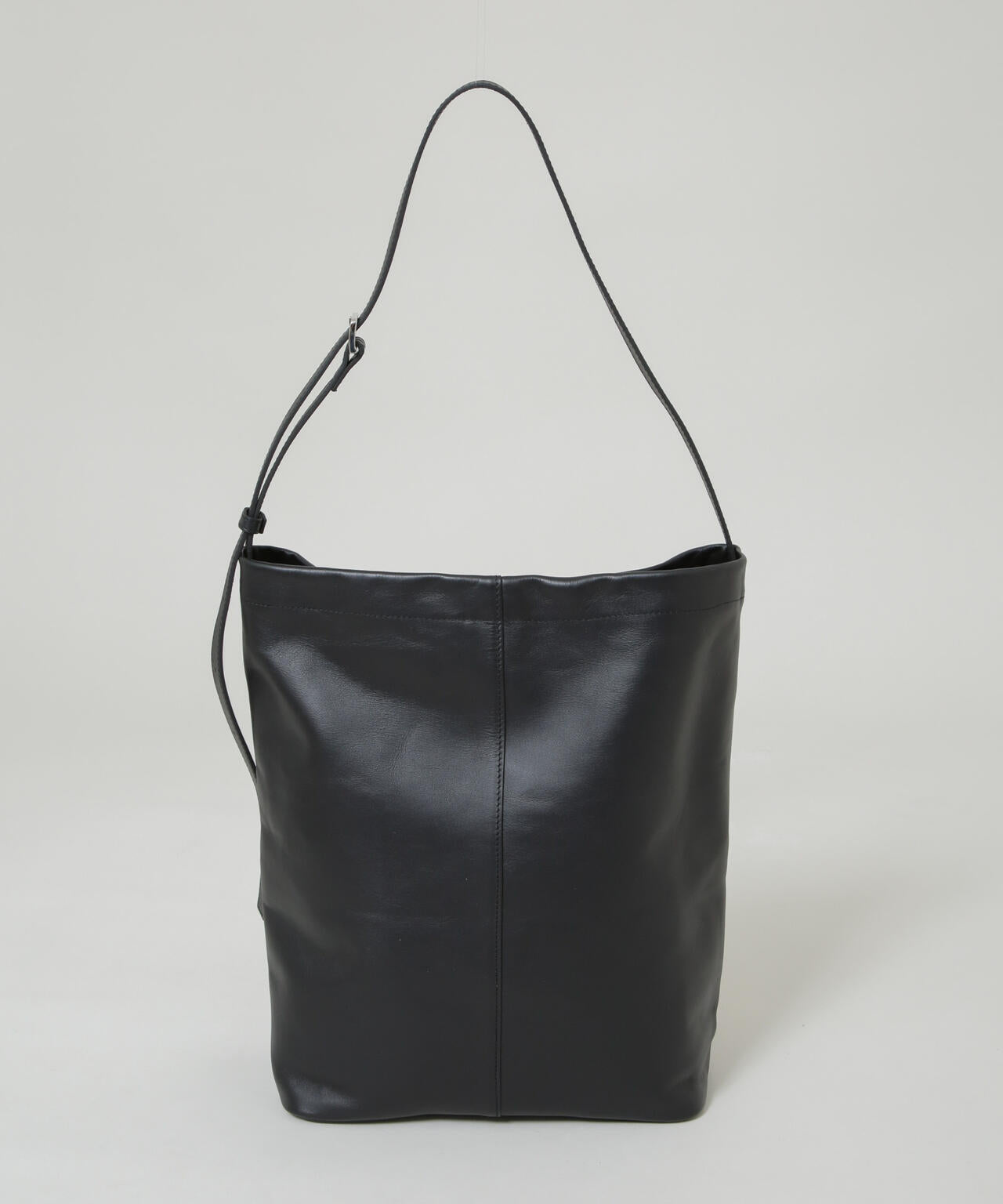ITTI/別注 MARY BUCKET SHOULDER