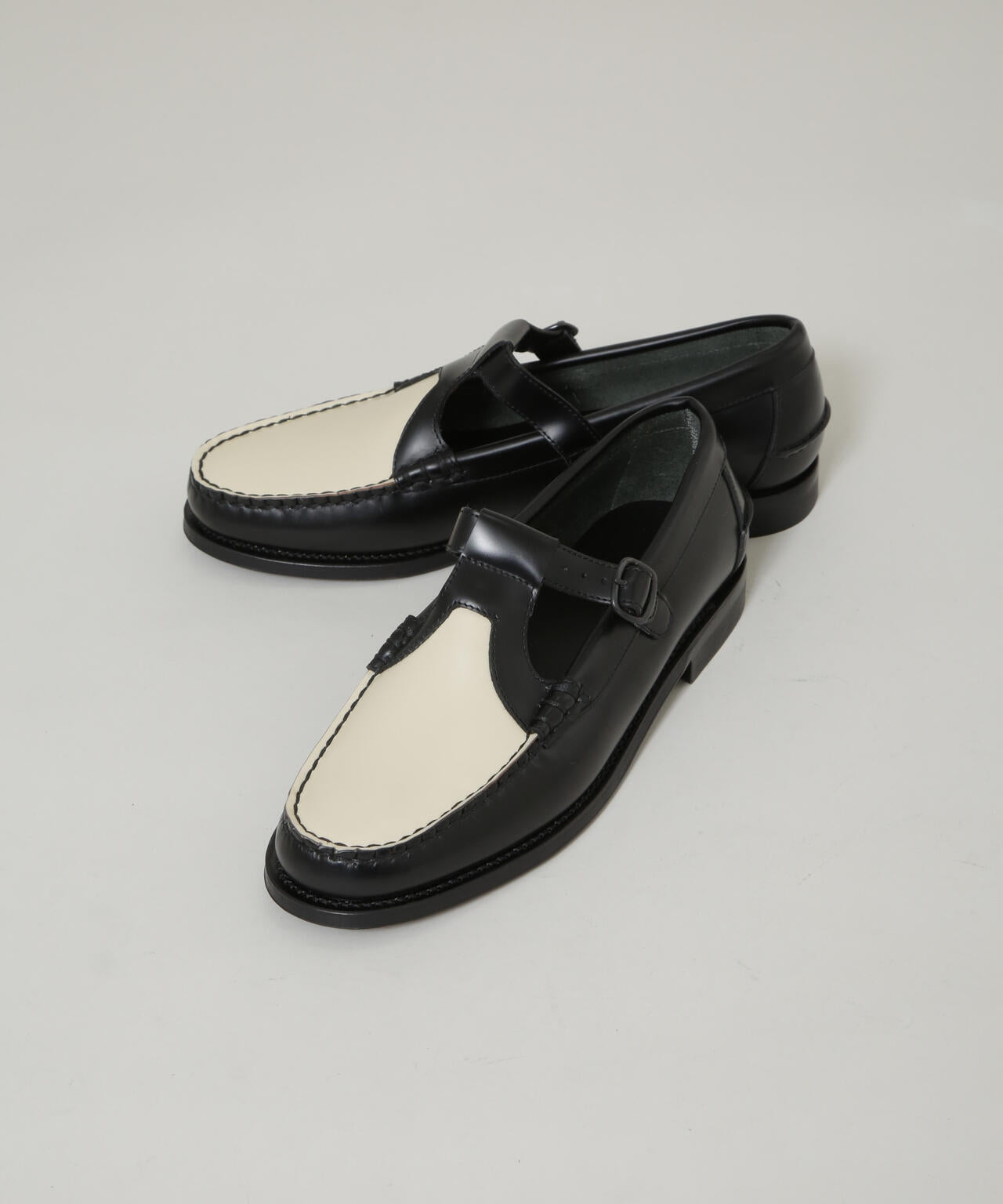 へリュー　HEREU ローファー HEREU ヘリュー ローファー コイン NOMBELA ノンベラ レザー