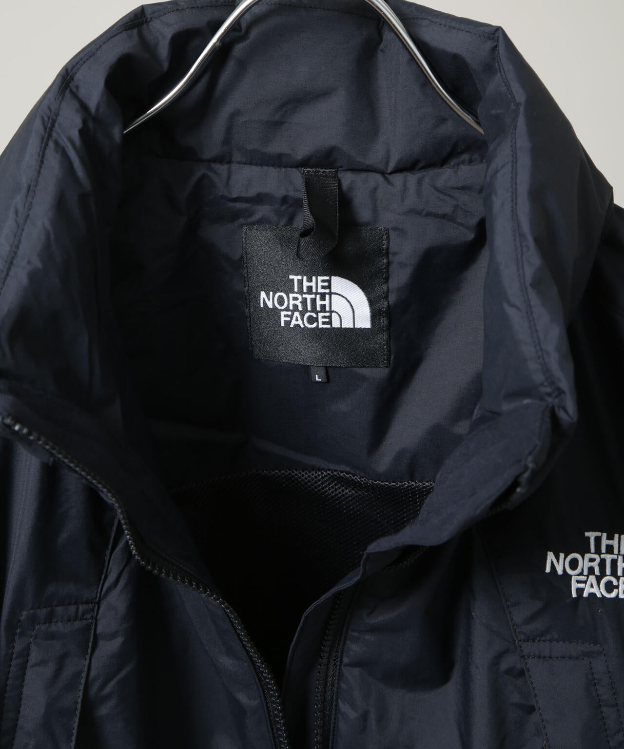 THE NORTH FACE / Chimney Wind Jacket