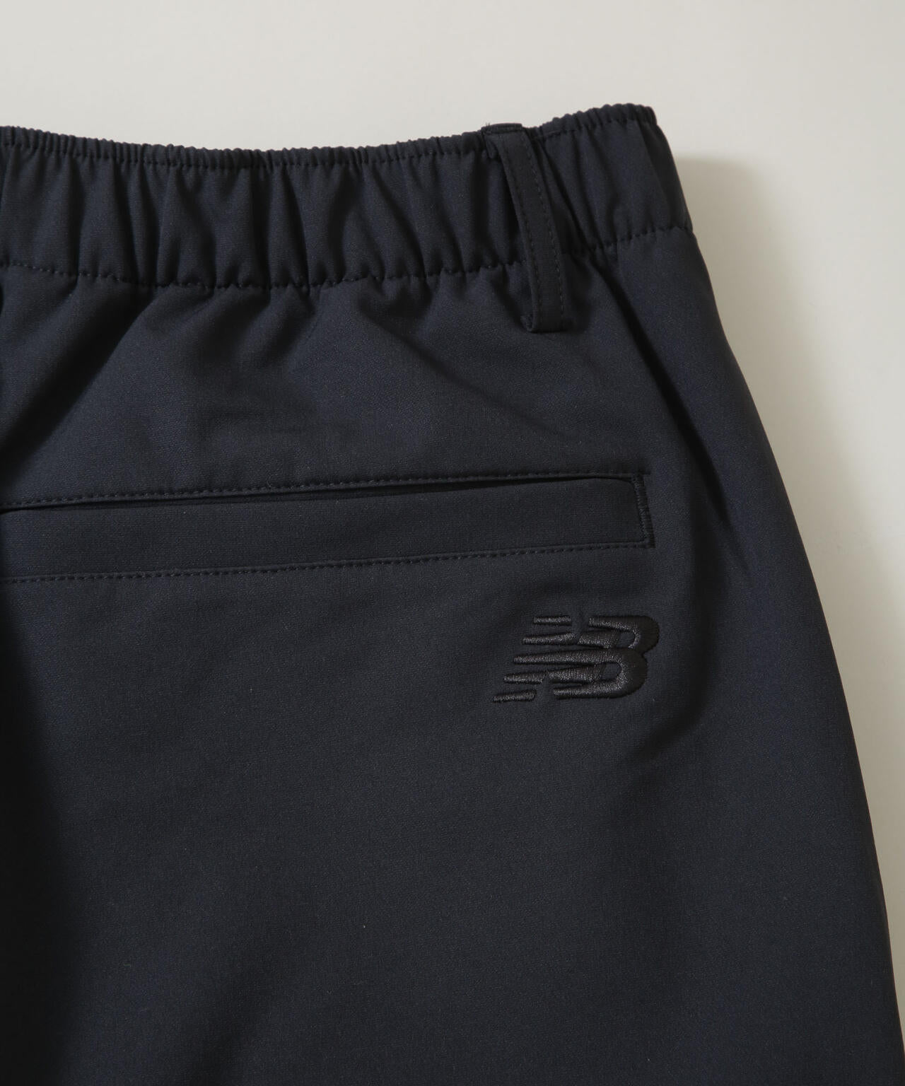 new balance / NB Greyテーパードパンツウォーターデファイ