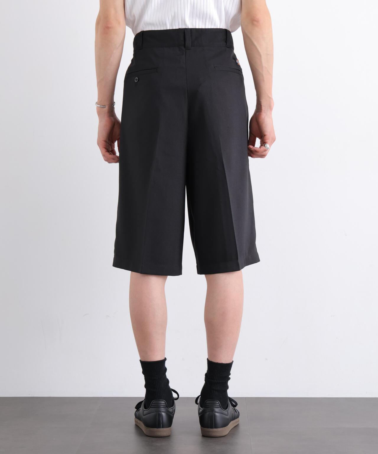 Dickies / 別注 Wide Tuck Short Pants