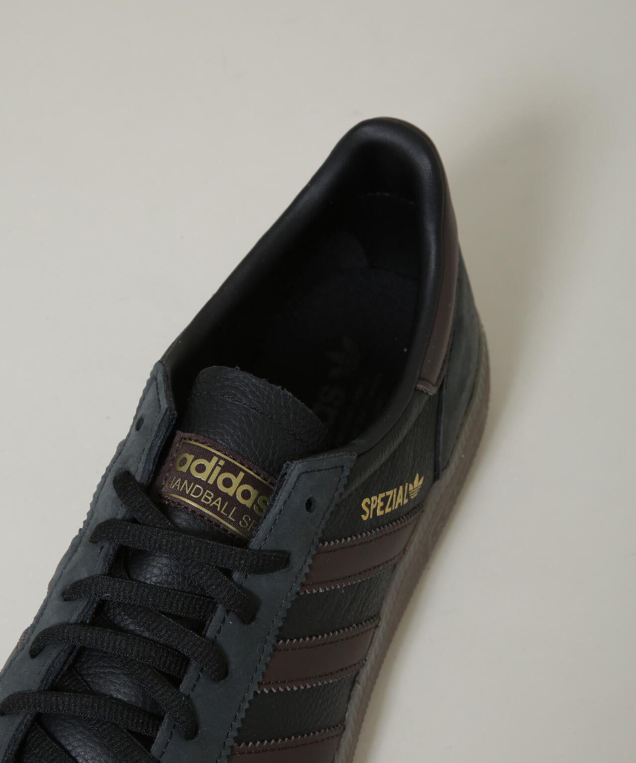 adidas/HANDBALL SPEZIAL 6706134005