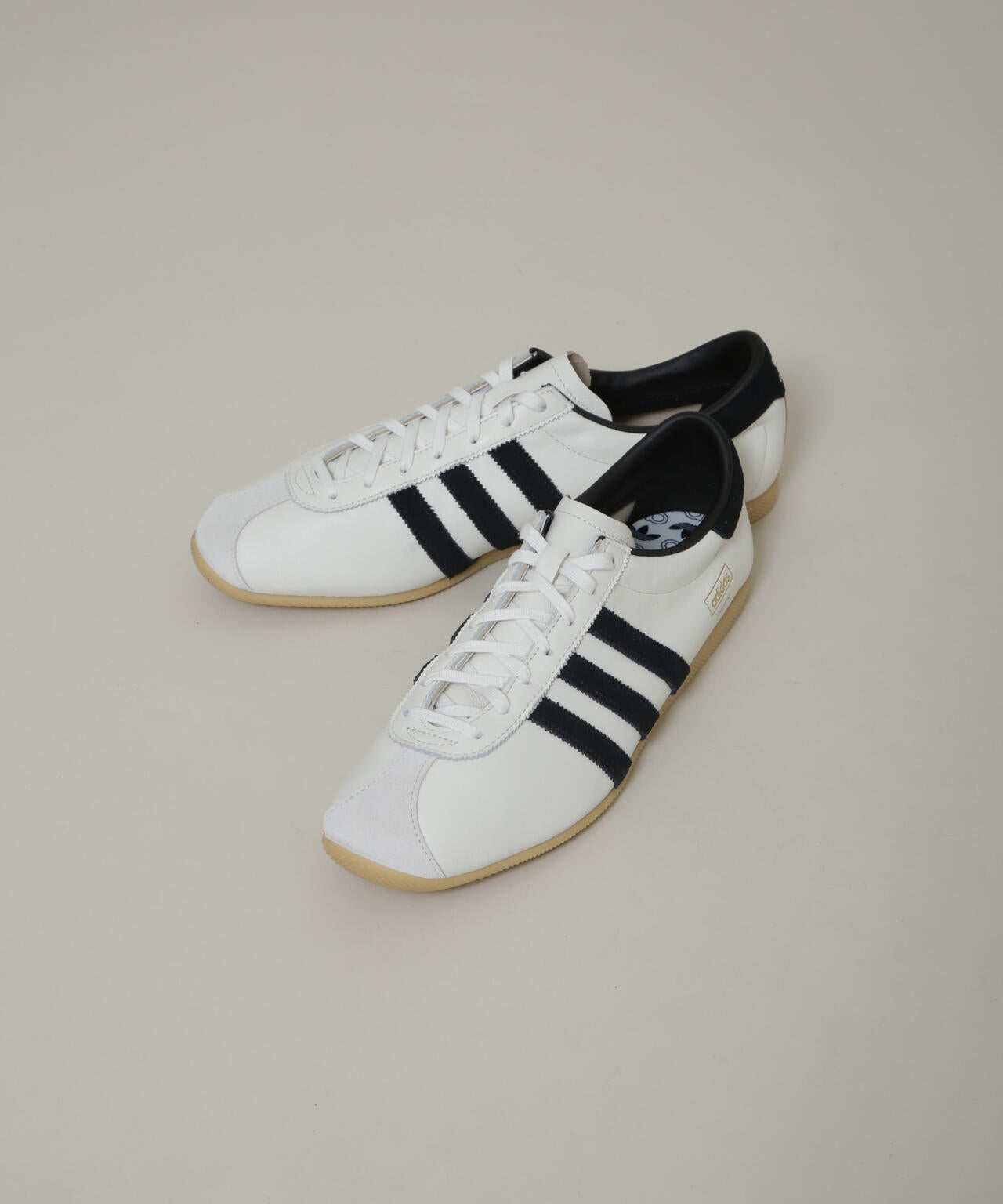 adidas/PARIS