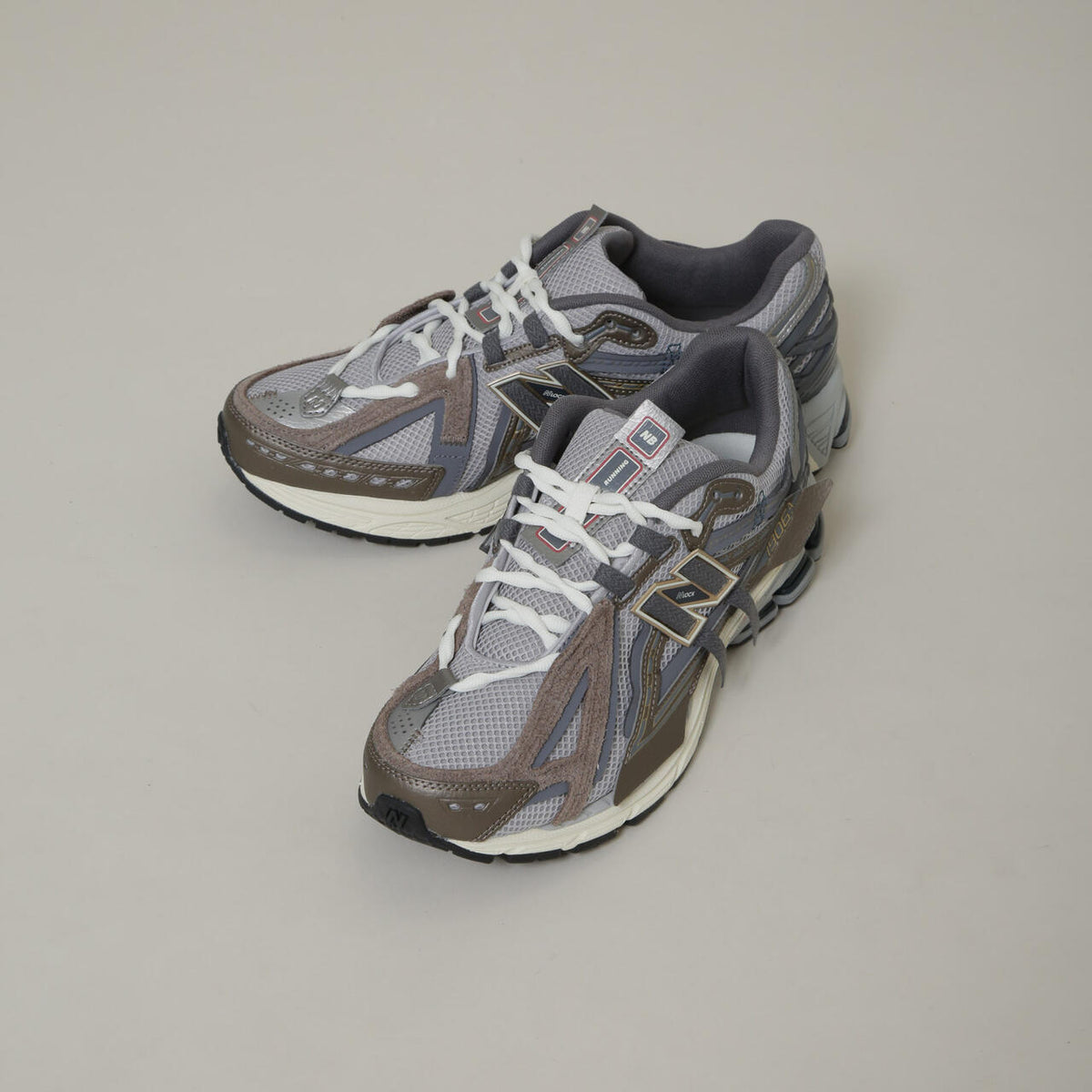 new balance / 1906A