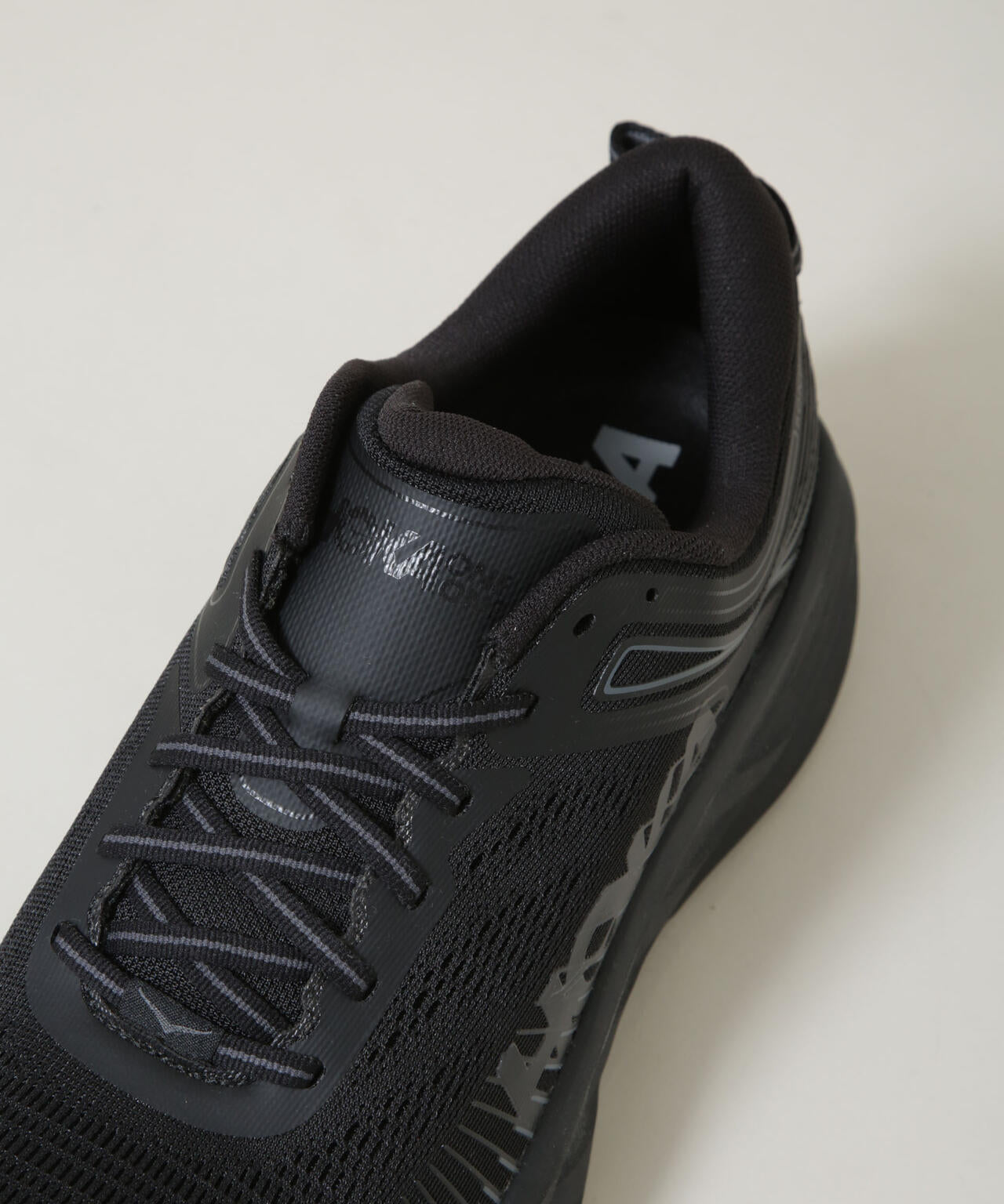 HOKA/M BONDI 7