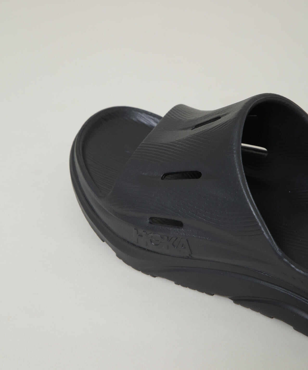 HOKA / U ORA RECOVERY SLIDE 3