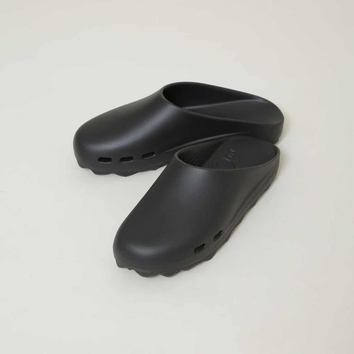 PPACO/LUX-1(AIR STUDDED SOLE(R))