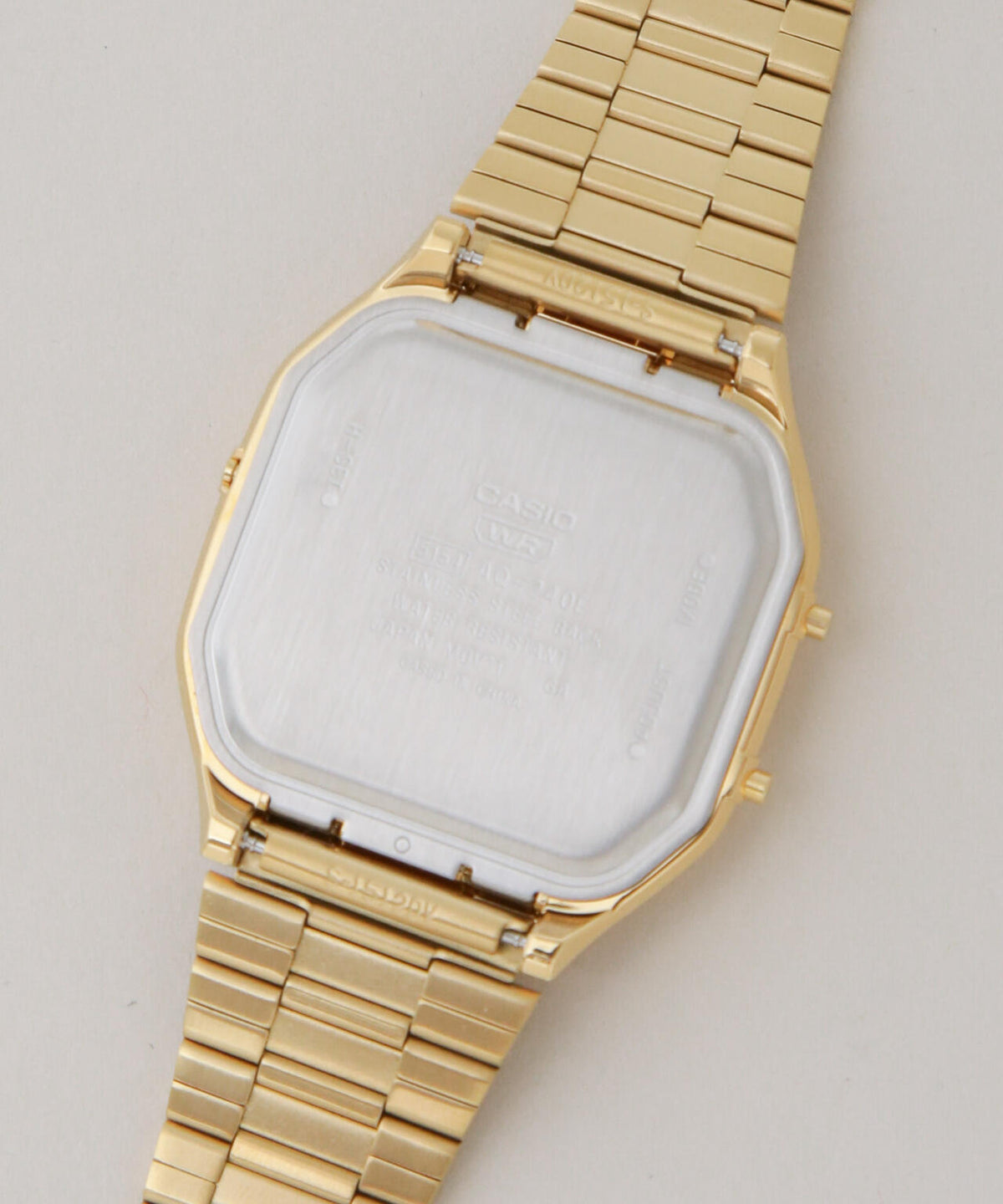 CASIO / AQ-240E G-9AJF