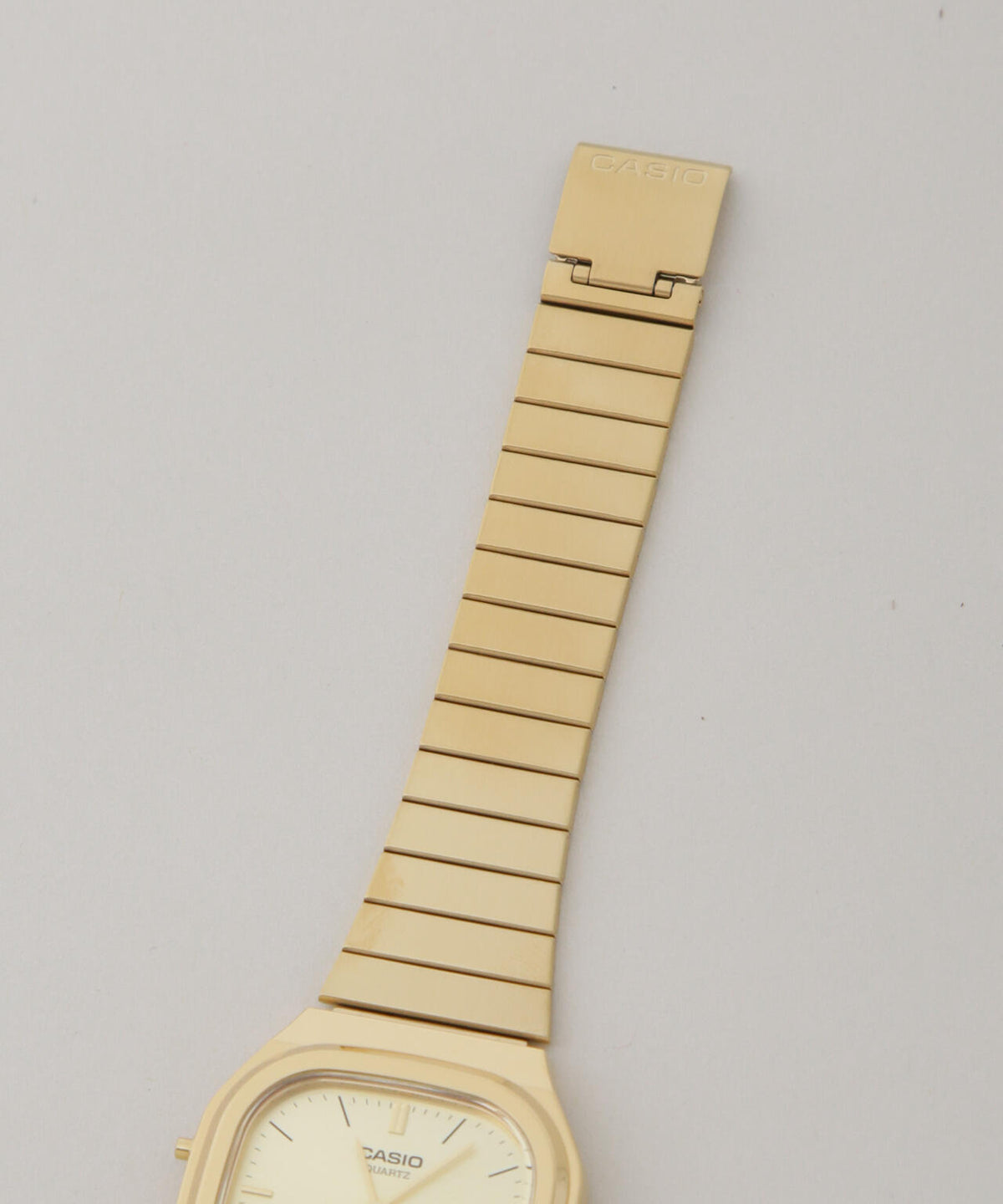 CASIO / AQ-240E G-9AJF