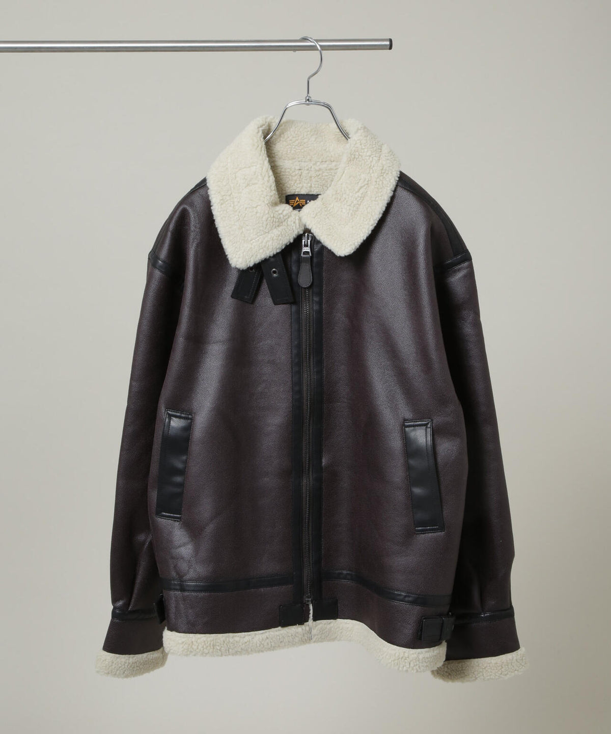 ALPHA INDUSTRIES/B-3 RELAXED FIT JACKET 6706212025