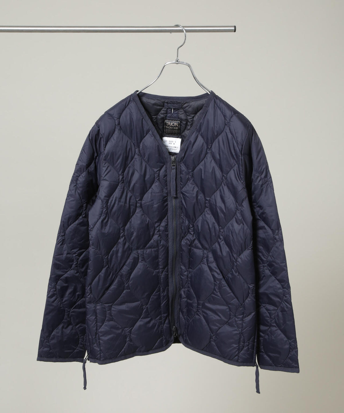 TAION/MILITARY W-ZIP V NECK DOWN JKT 6706214006