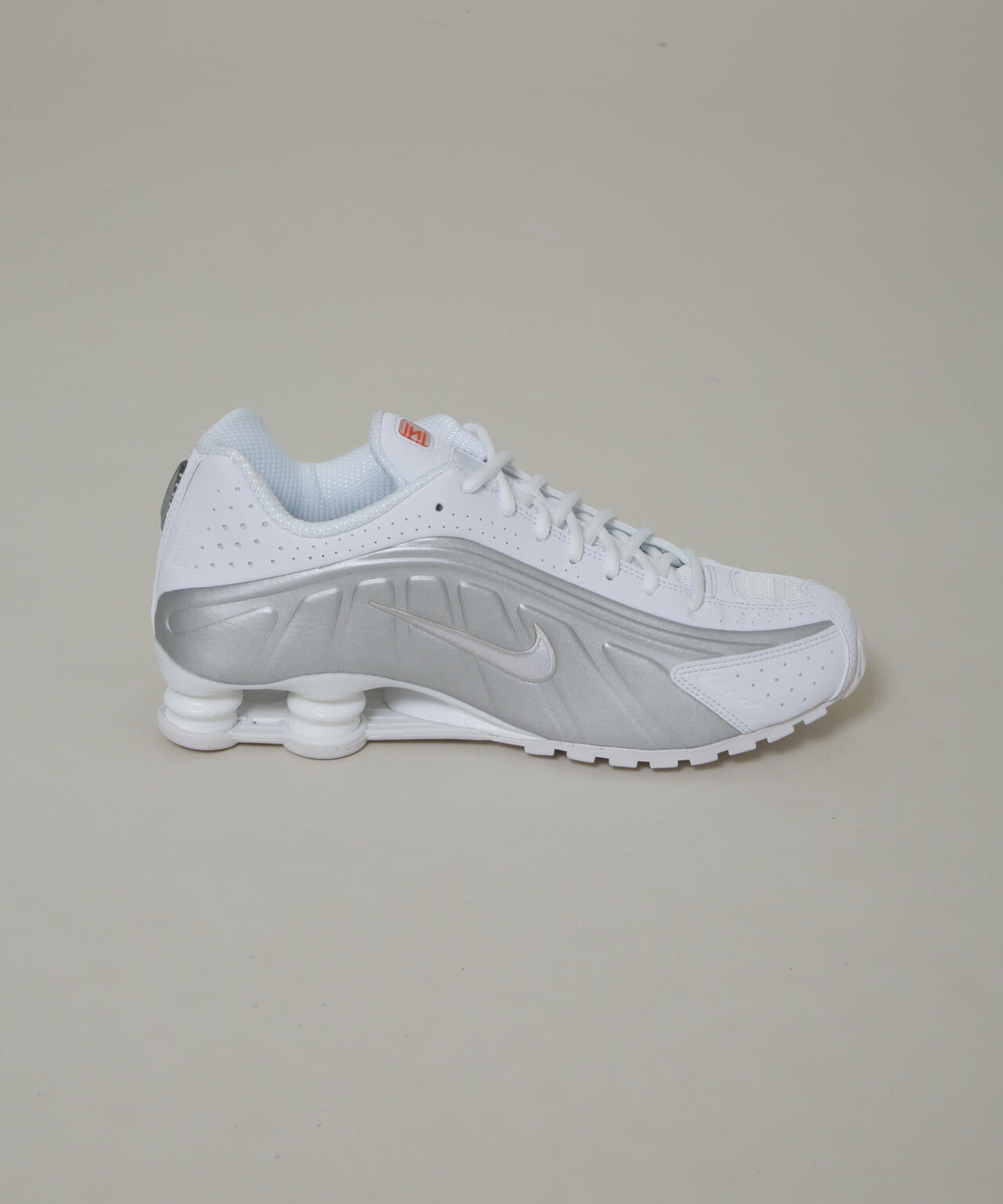 NIKE/ナイキ ショックス R4 6706234035