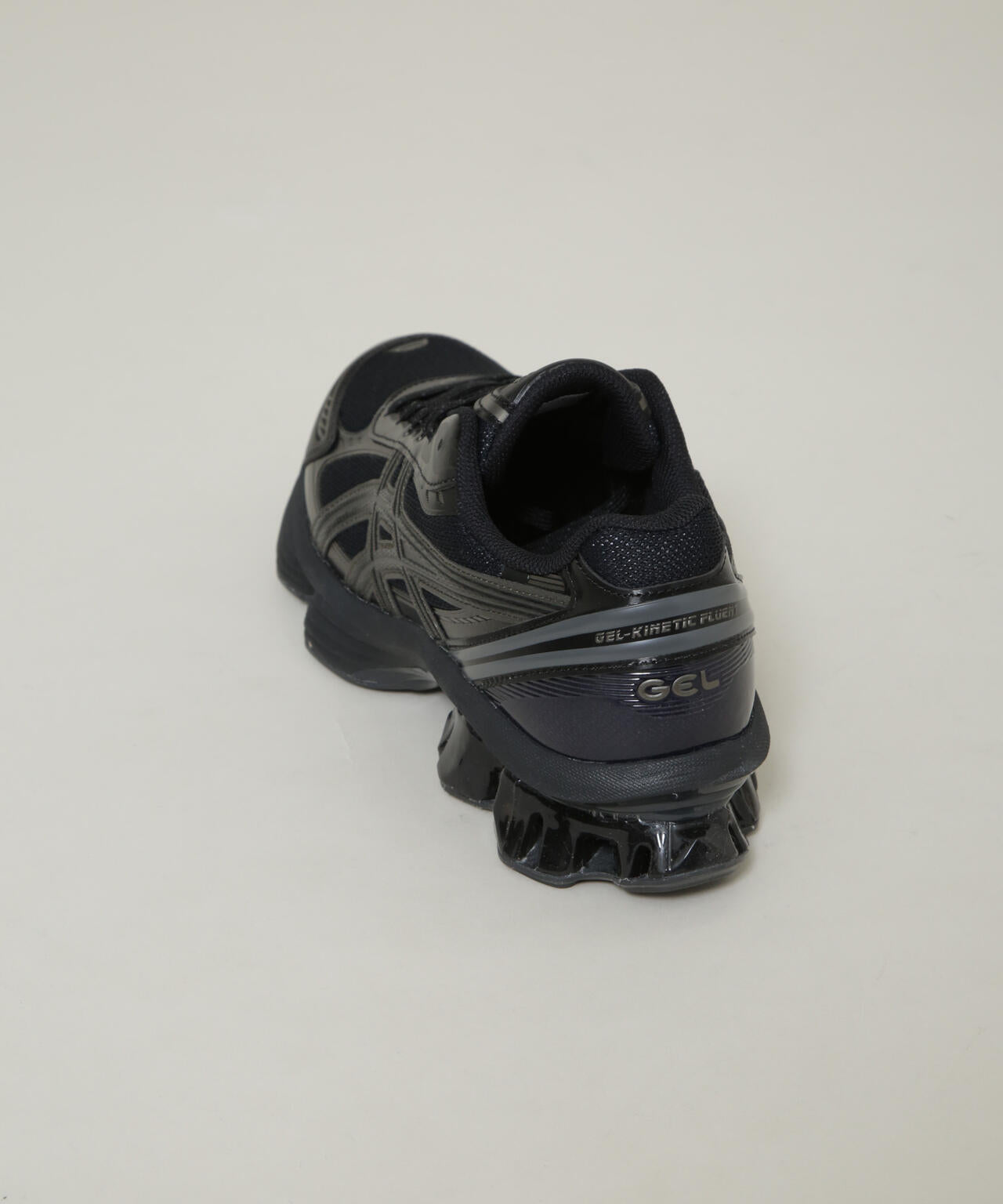 asics/GEL-KINETIC FLUENT 6706234124