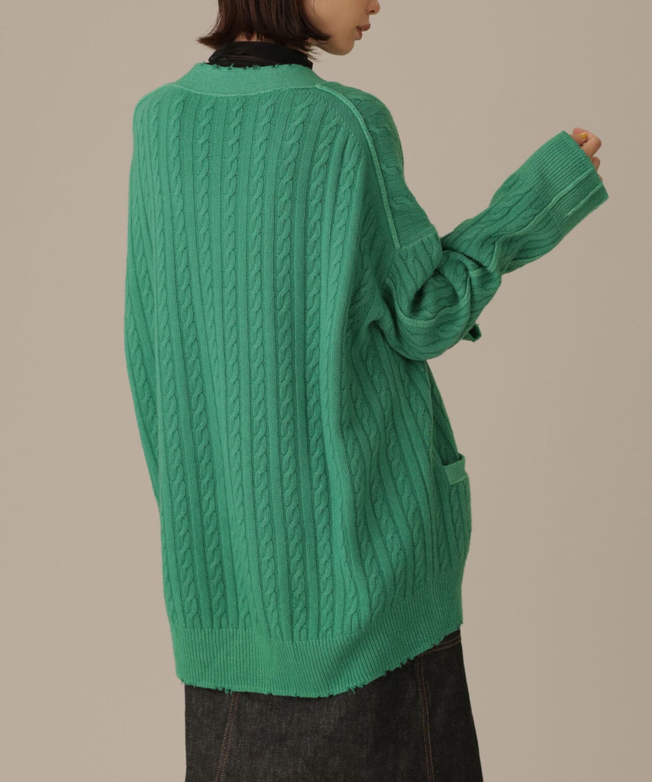 ＣＡＢＬＥ　ＤＹＥ　Ｖネックカーディガン 6712222222