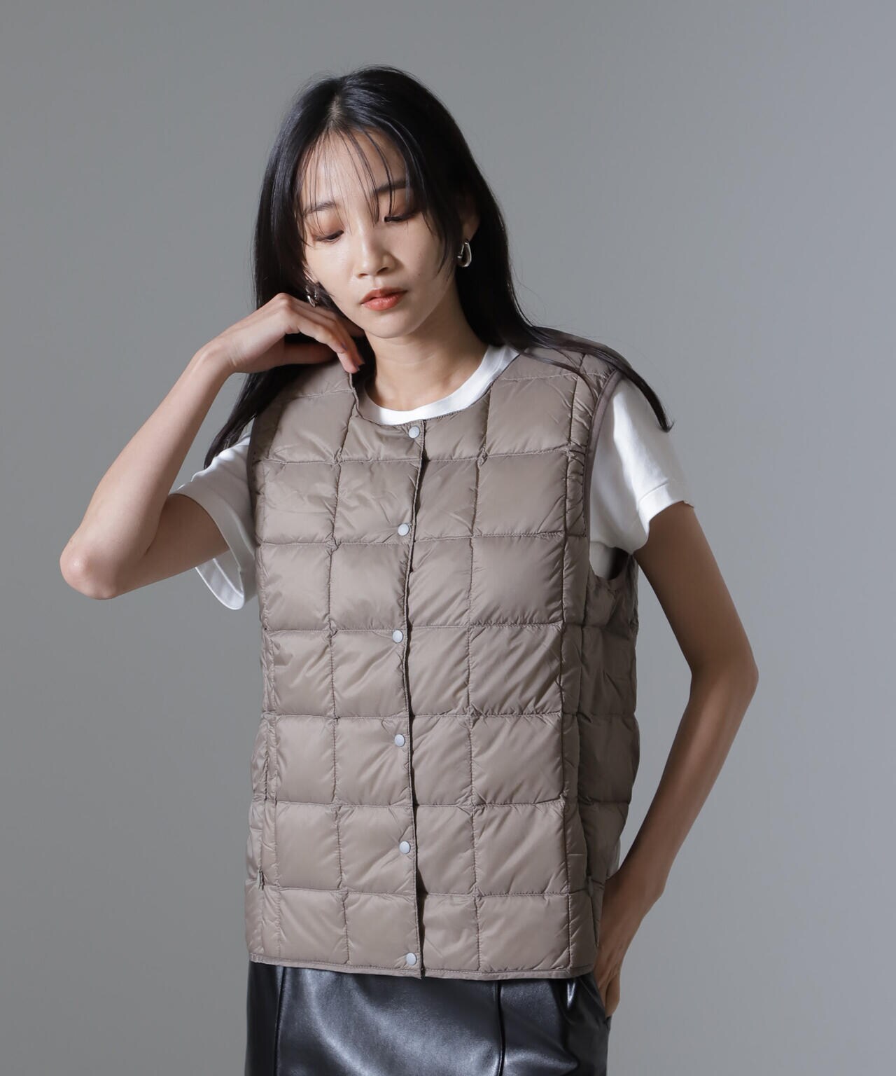 BALMAIN　ダウンベスト　ベージュ　サイズS セール】 【洗える】サージツイルフード ダウンベスト （ダウン