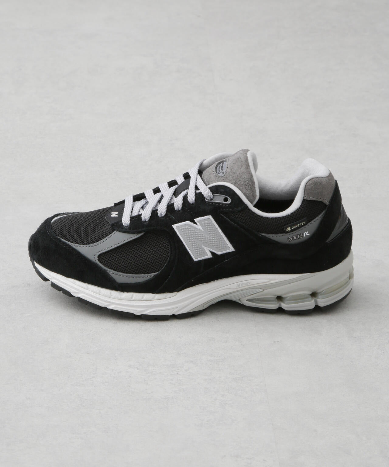 New Balance / 2002R GTX / スニーカー