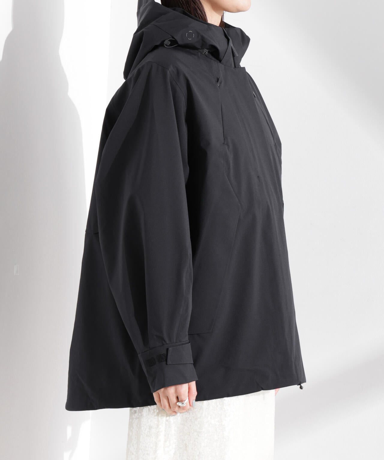 DESCENTE/WATERPROOF JACKET 6715112011