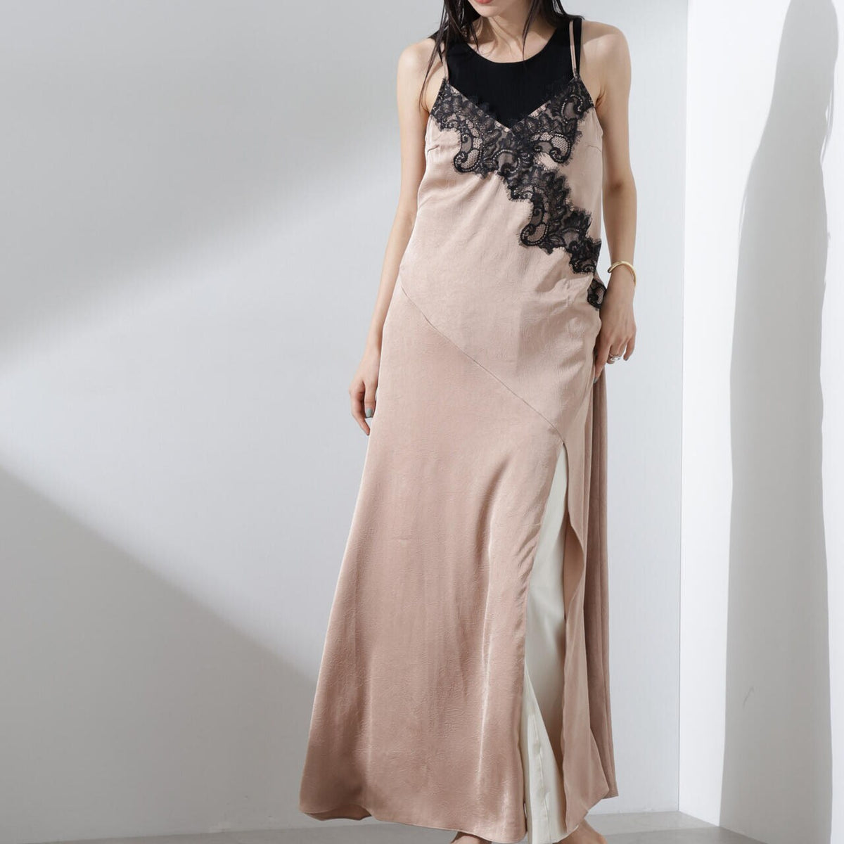 BAUM UND PFERDGARTEN / Crinkled Satin キャミソール ワンピース