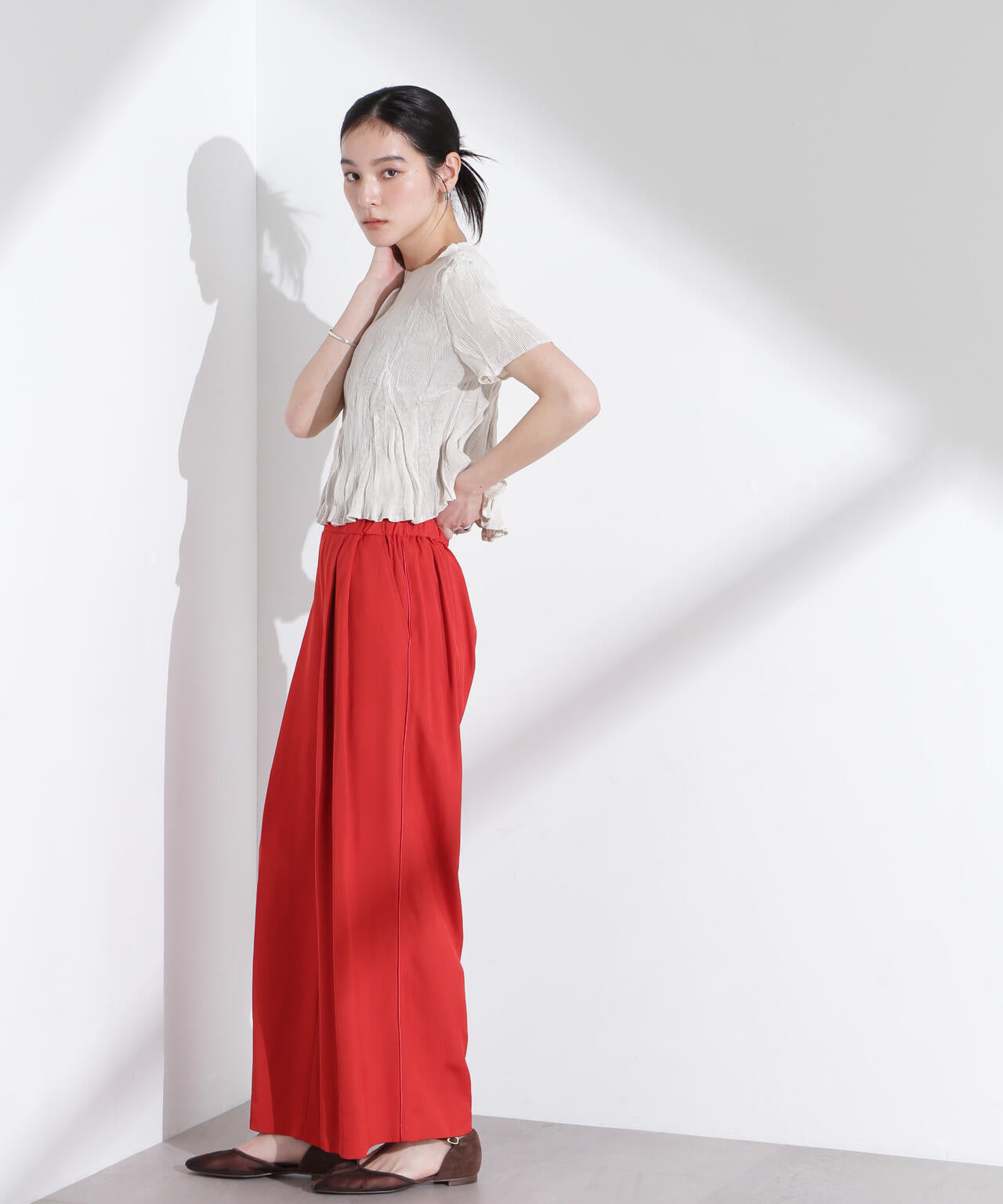 【VERY掲載】gongdid design ウェーブクロップトップ Gongdid Design / Wavy crop top