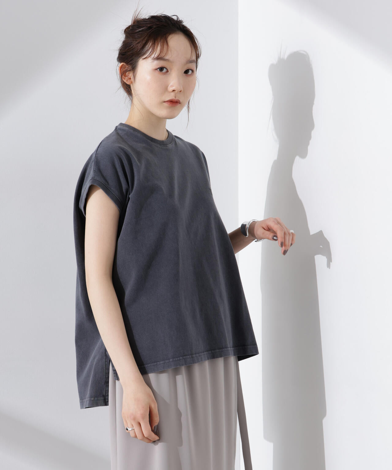 upper hights / BIG NO SLEEVE TEE